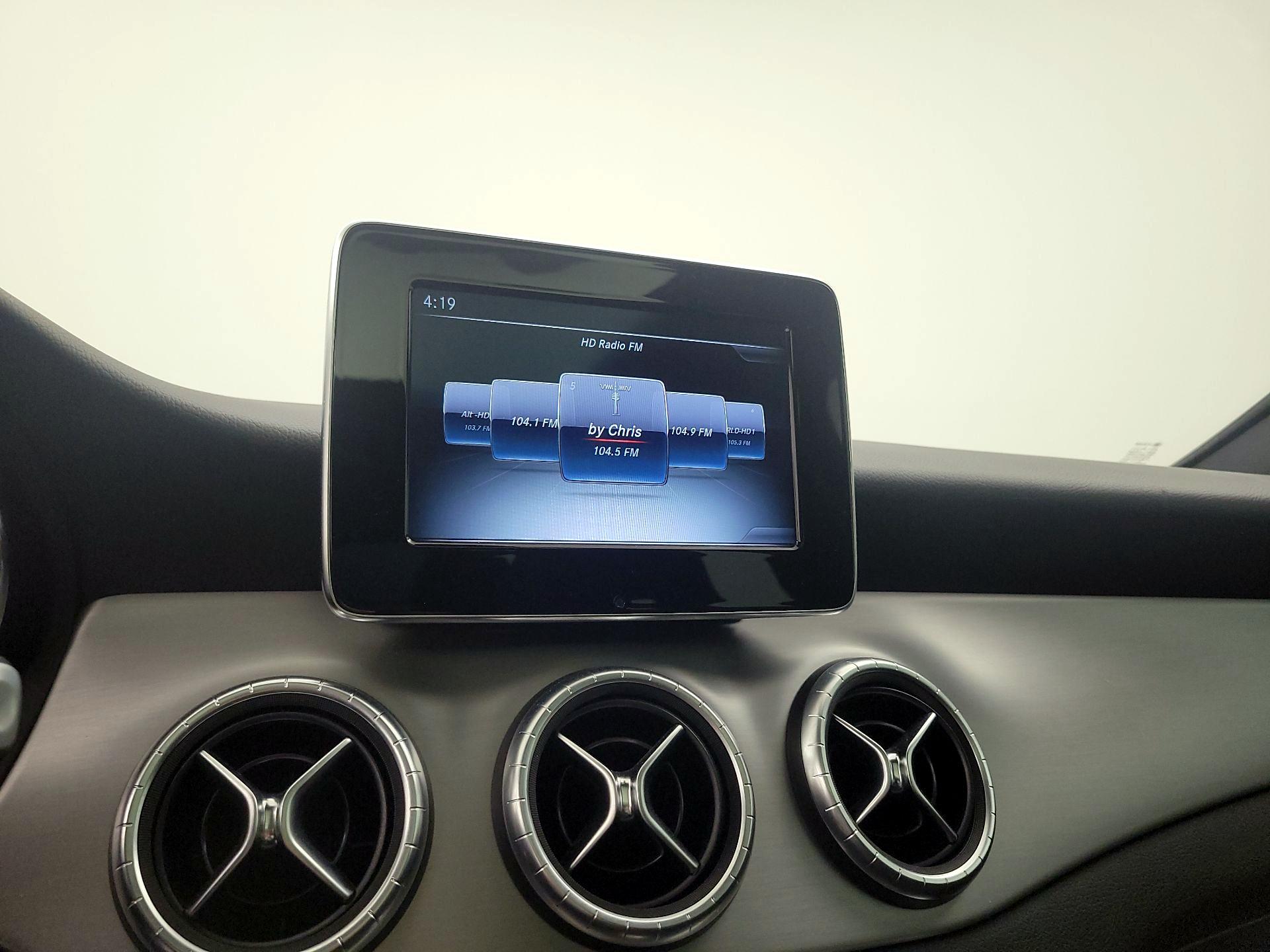 Thumbnail: 2015 Mercedes-Benz CLA - 15