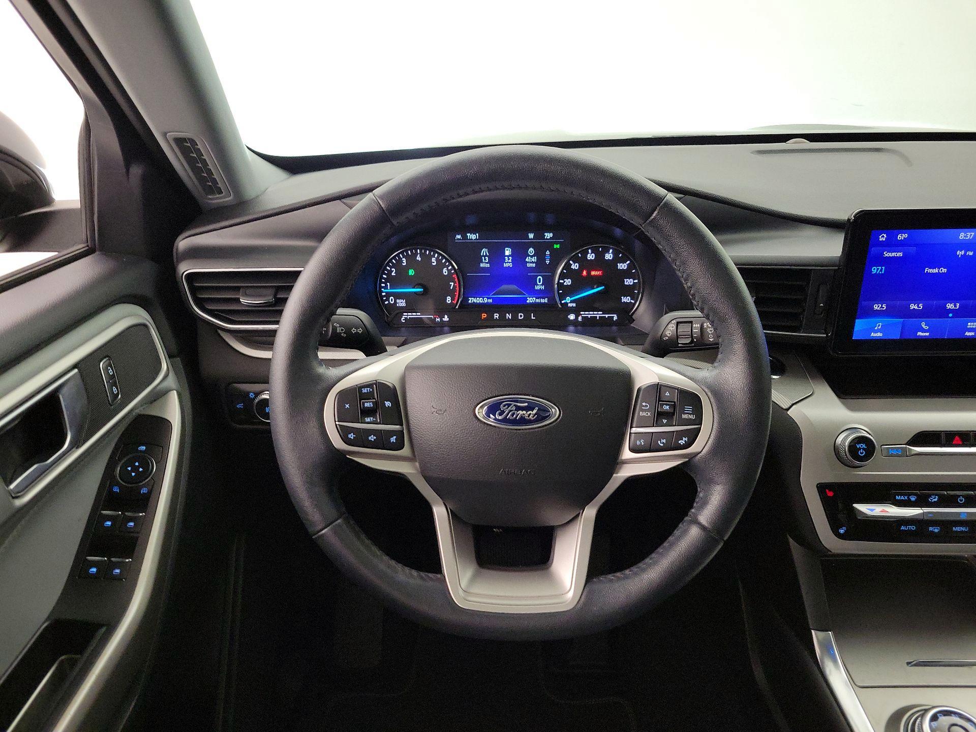 Thumbnail: 2022 Ford Explorer - 10