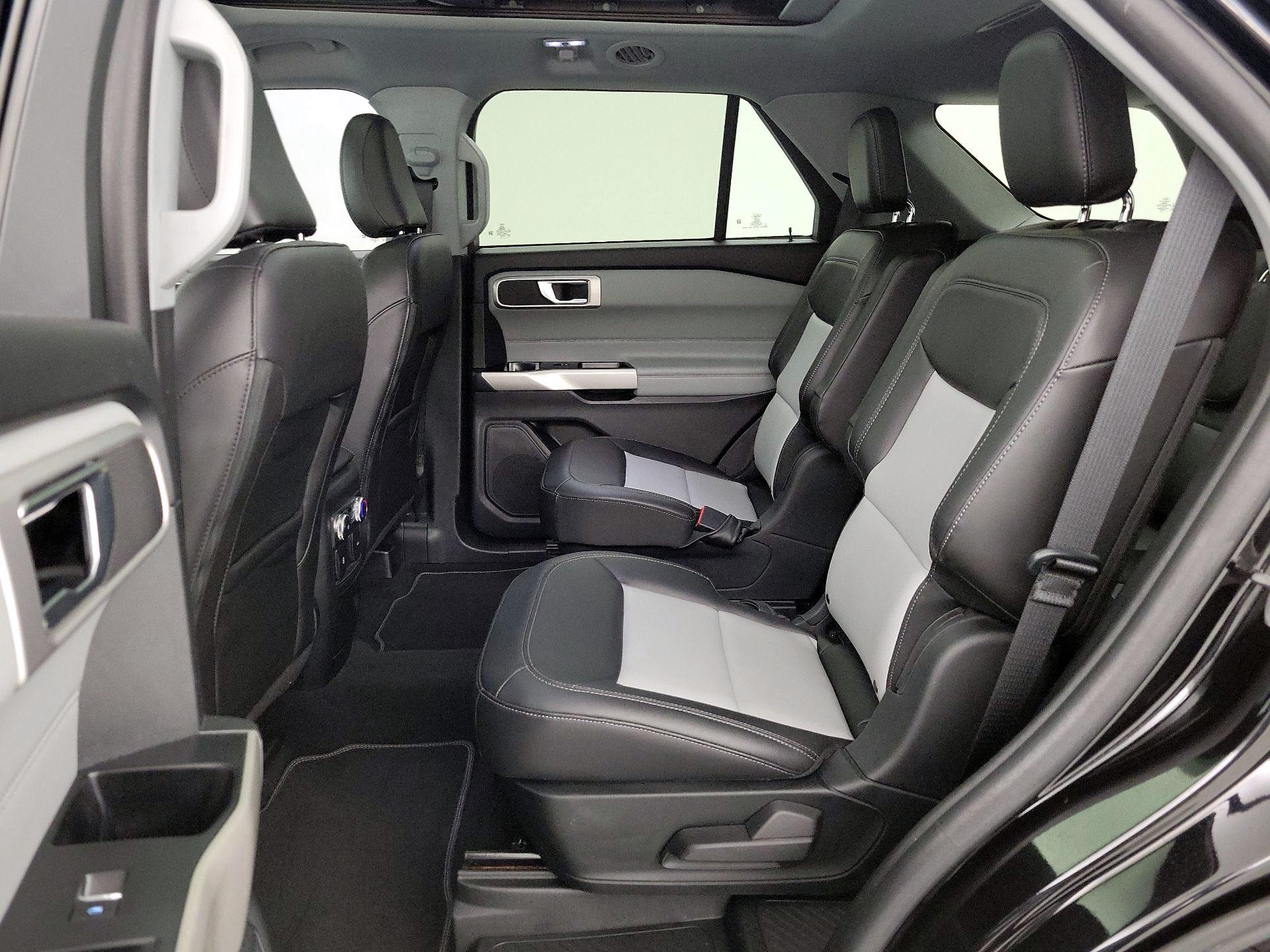 Thumbnail: 2022 Ford Explorer - 19