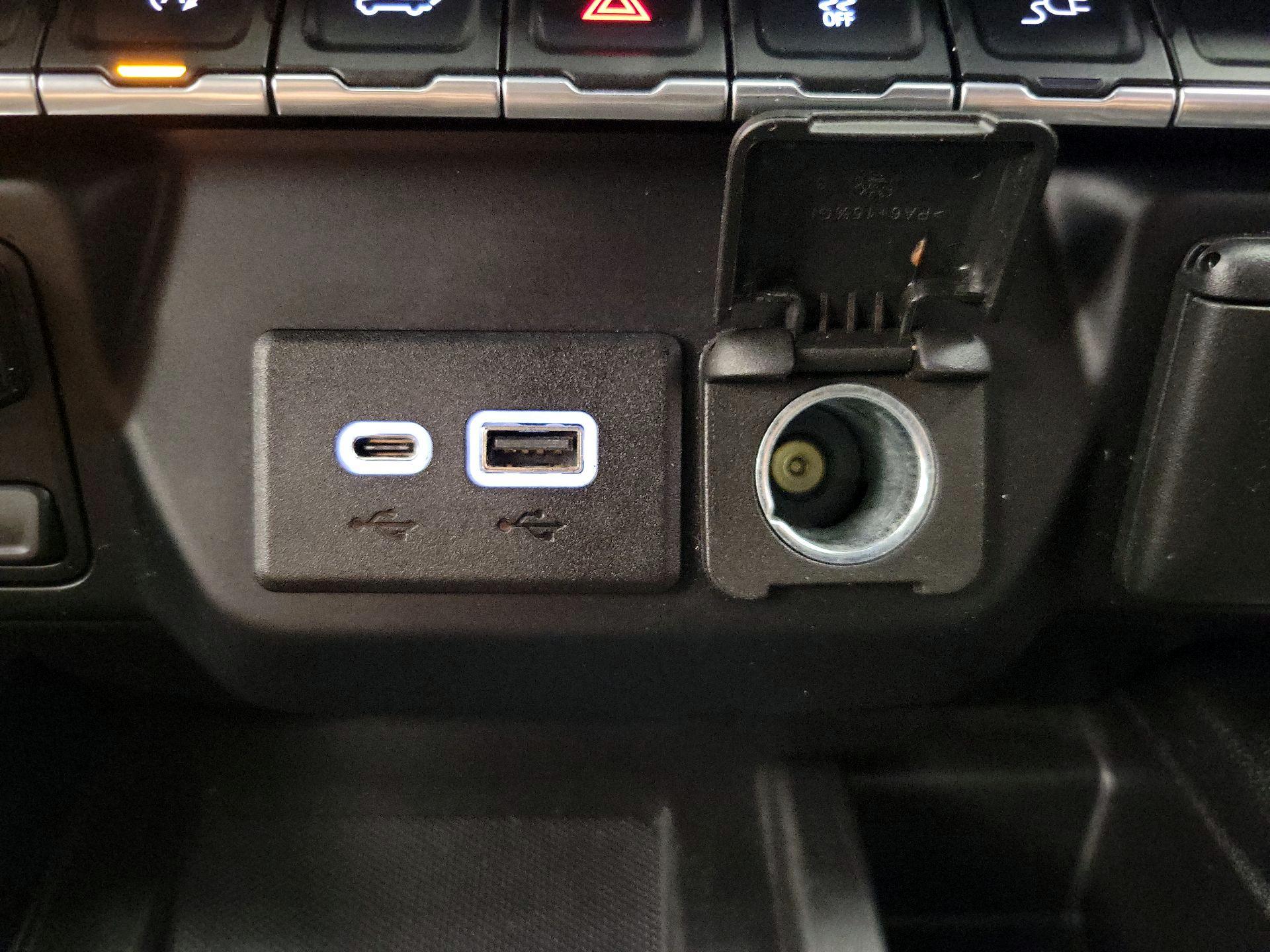 Thumbnail: 2019 Chevrolet Silverado 1500 - 18