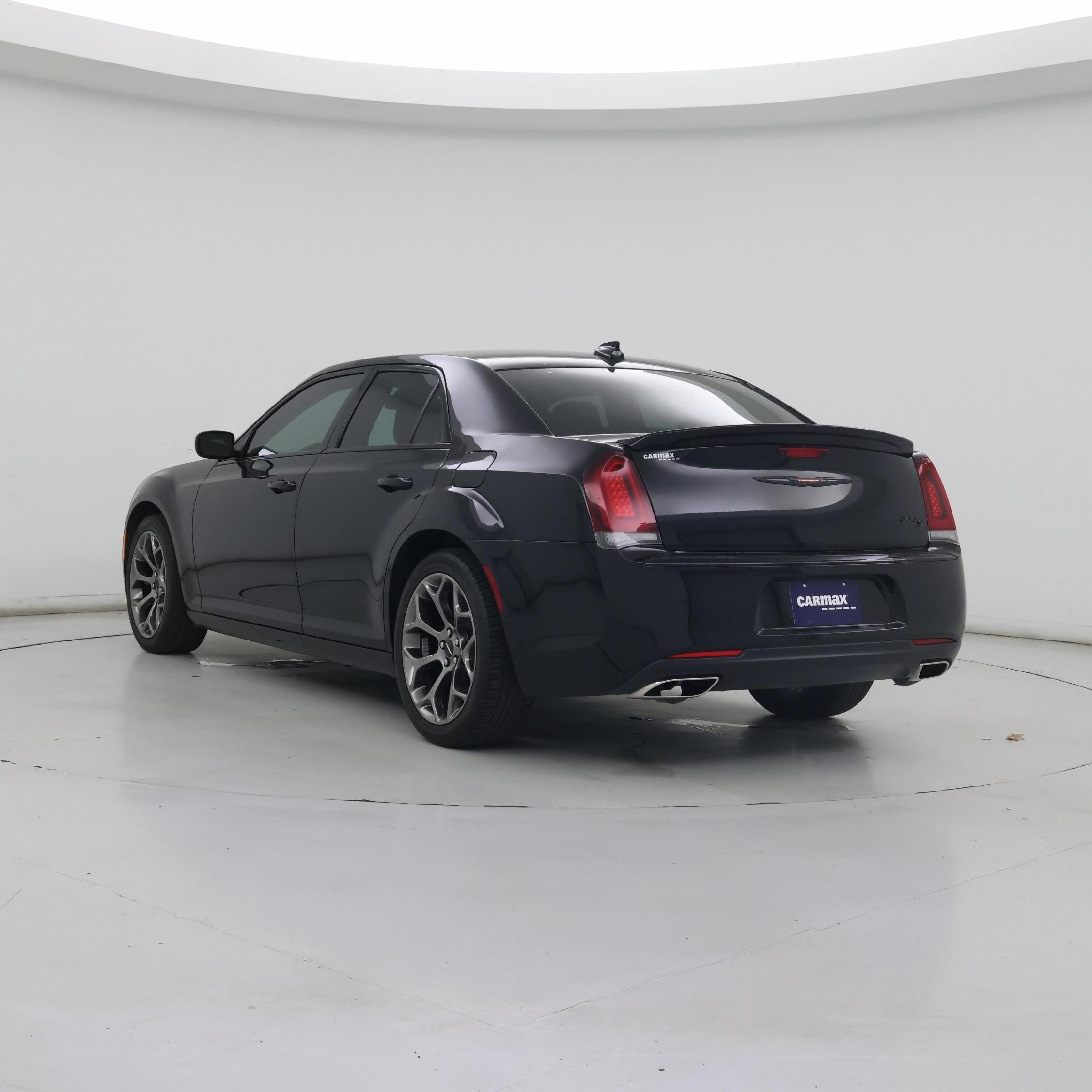 Thumbnail: 2021 Chrysler 300 - 2