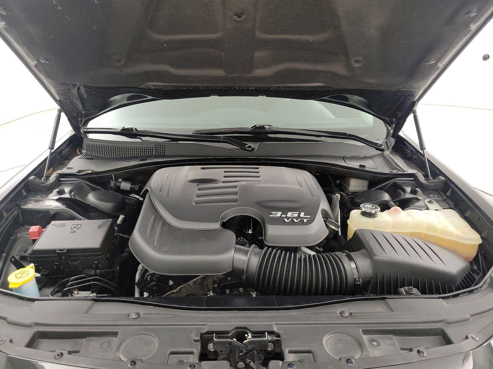 Thumbnail: 2021 Chrysler 300 - 20