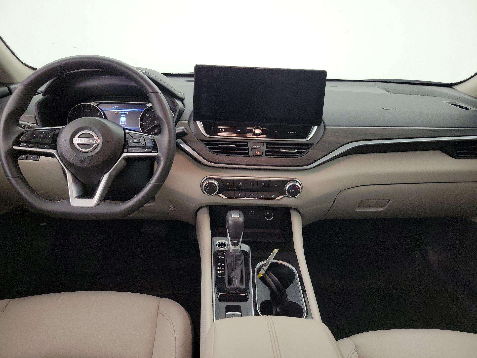 Thumbnail: 2024 Nissan Altima - 9