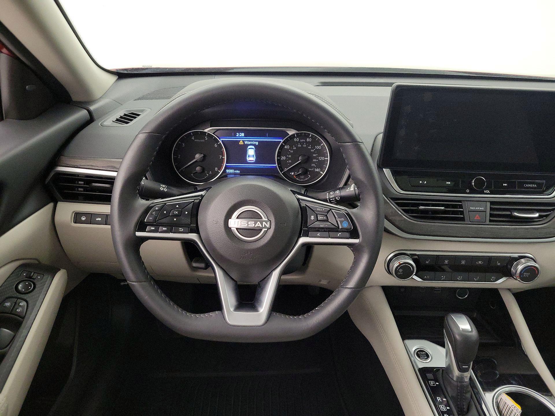 Thumbnail: 2024 Nissan Altima - 10