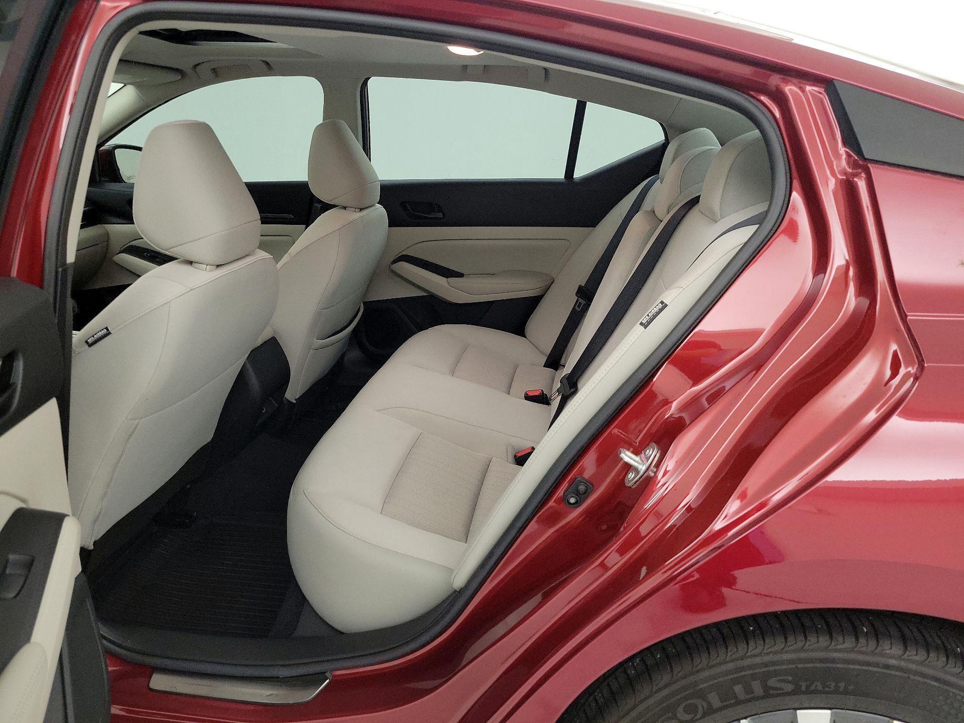 Thumbnail: 2024 Nissan Altima - 20