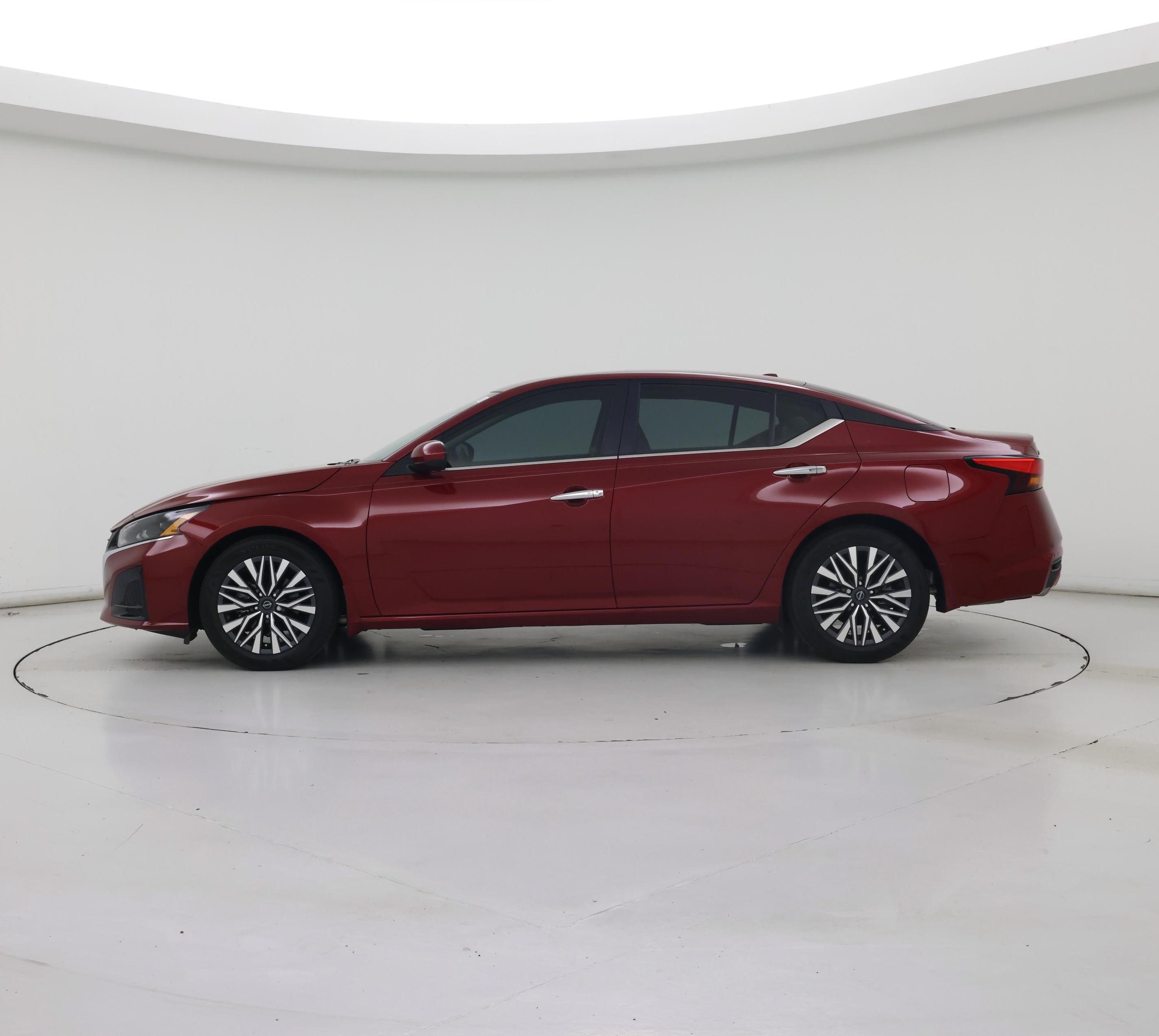 Thumbnail: 2024 Nissan Altima - 3