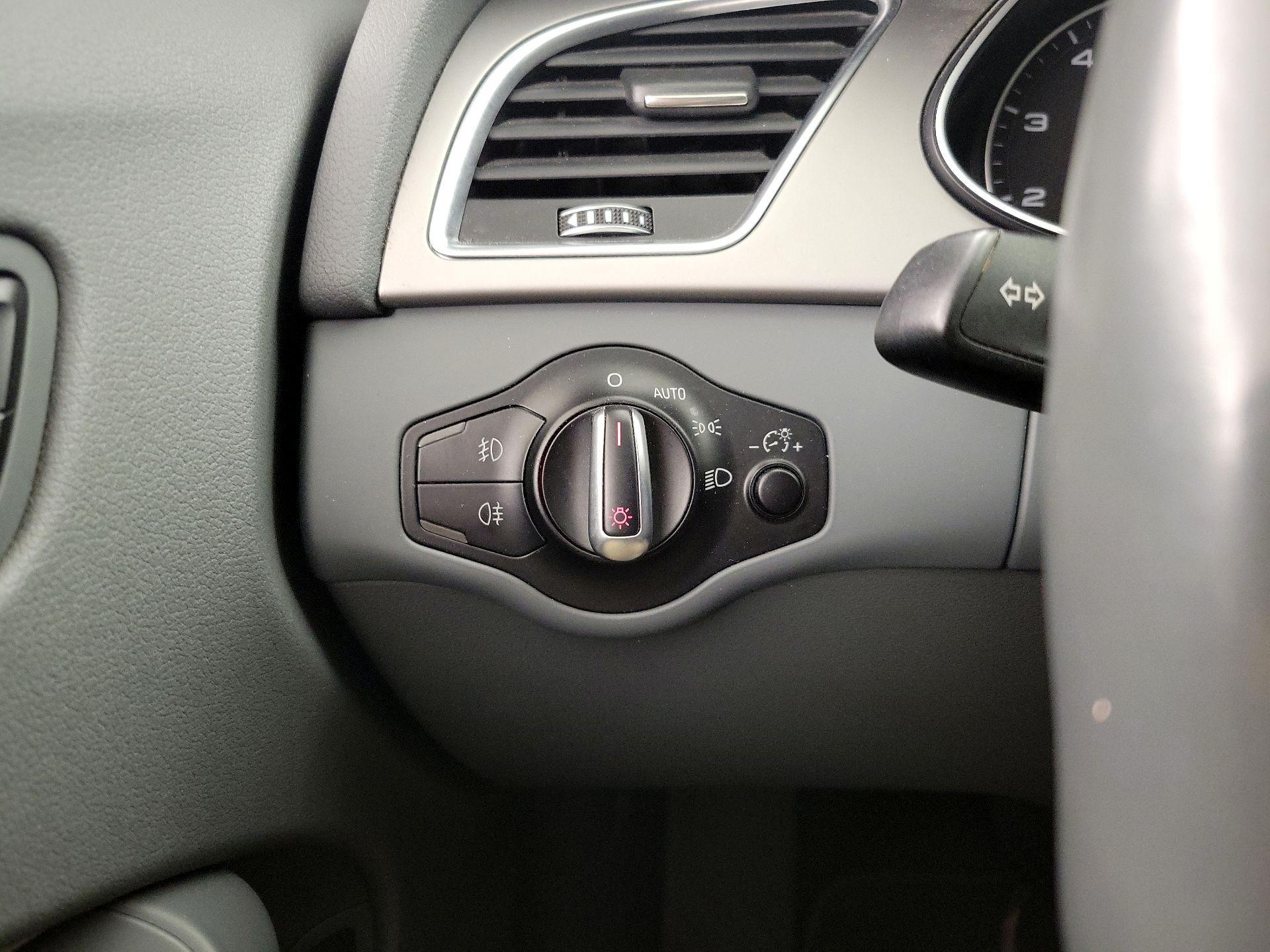 Thumbnail: 2015 Audi A4 - 13