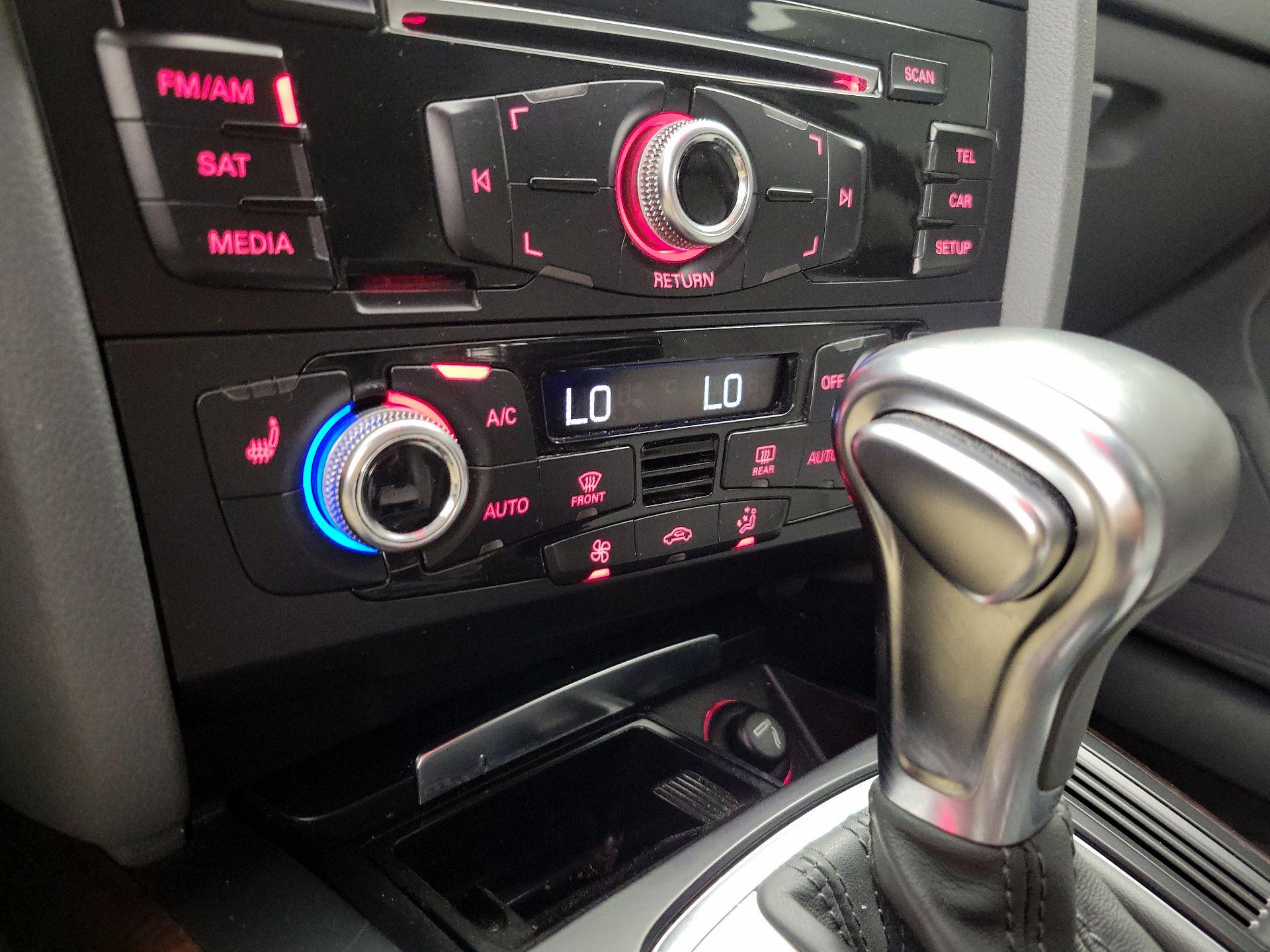 Thumbnail: 2015 Audi A4 - 15