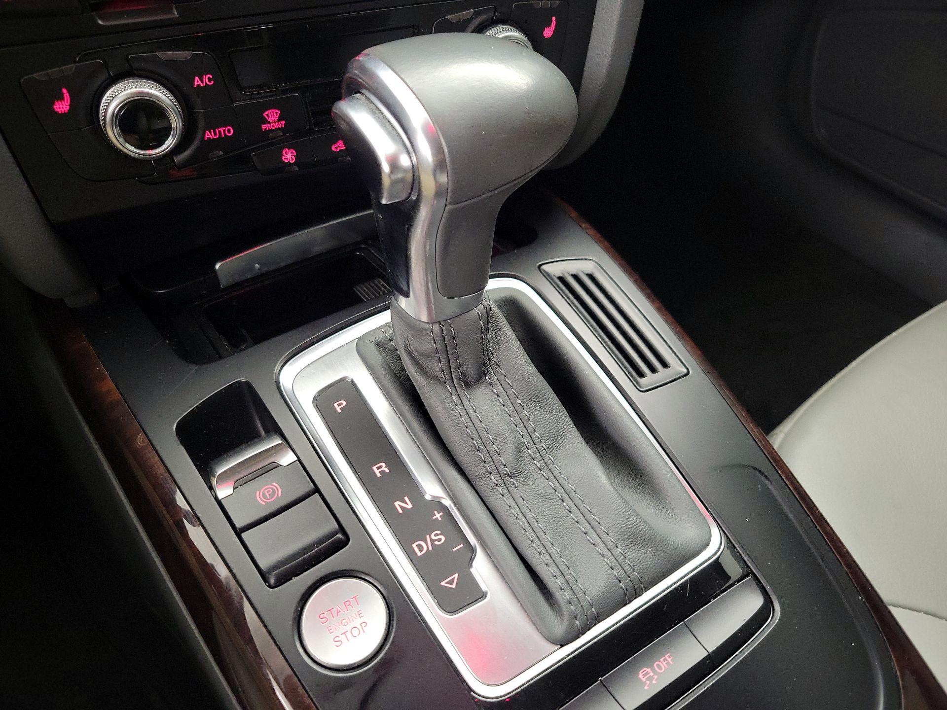 Thumbnail: 2015 Audi A4 - 16