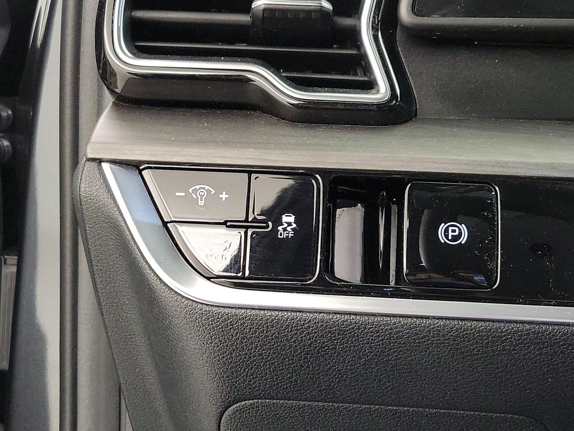 Thumbnail: 2024 Kia Sportage - 13