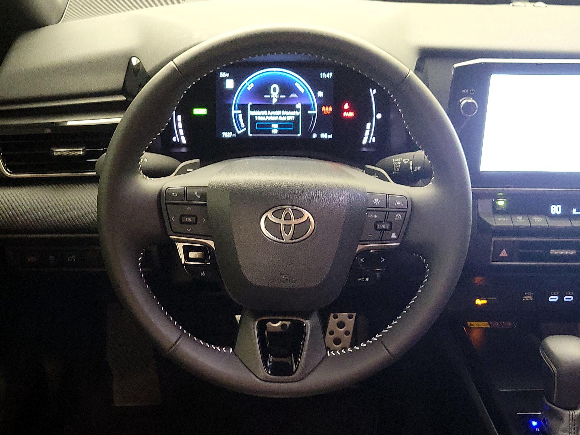 Thumbnail: 2025 Toyota Camry - 10