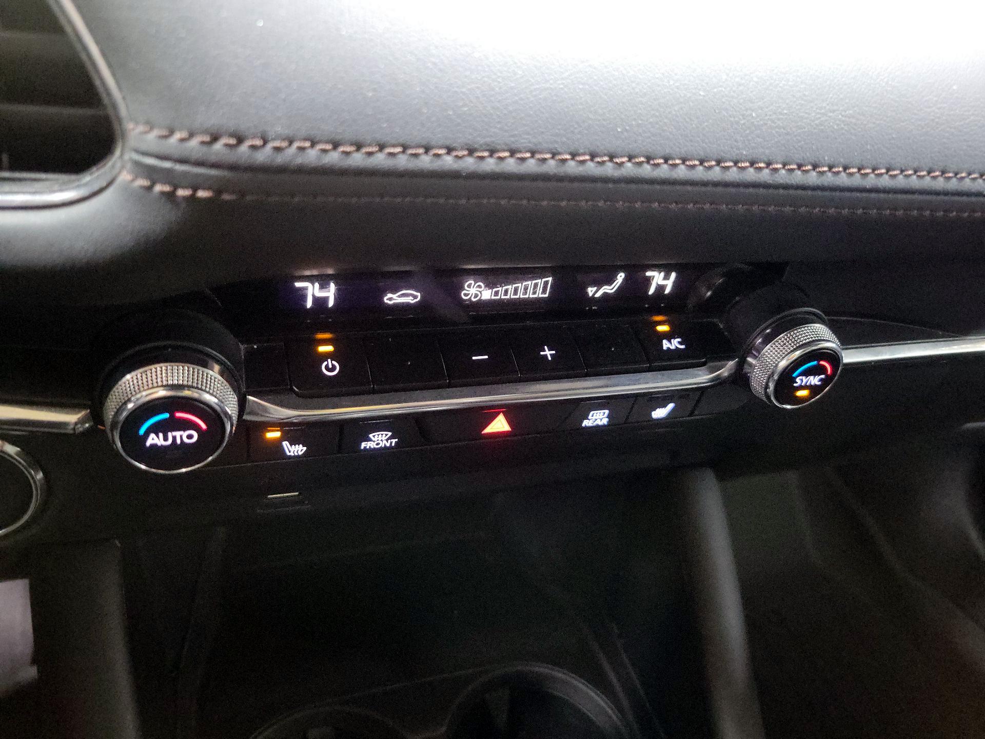 Thumbnail: 2021 Mazda Mazda3 - 17