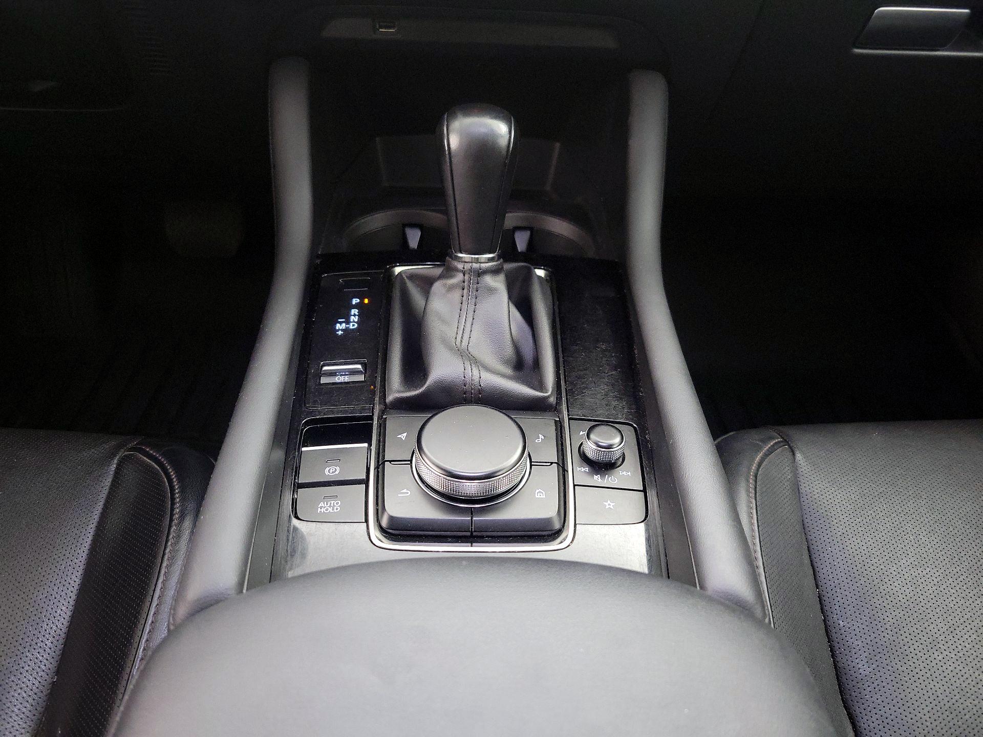 Thumbnail: 2021 Mazda Mazda3 - 18