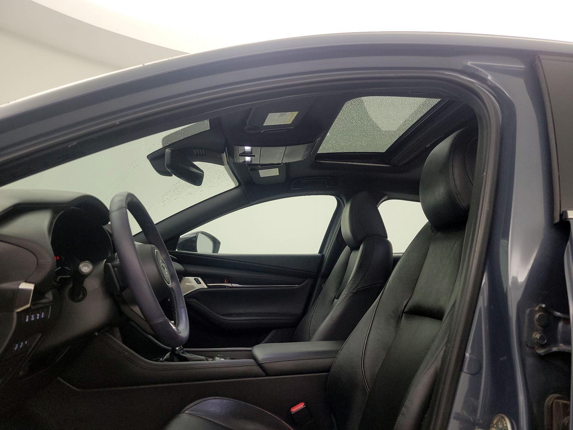 Thumbnail: 2021 Mazda Mazda3 - 19