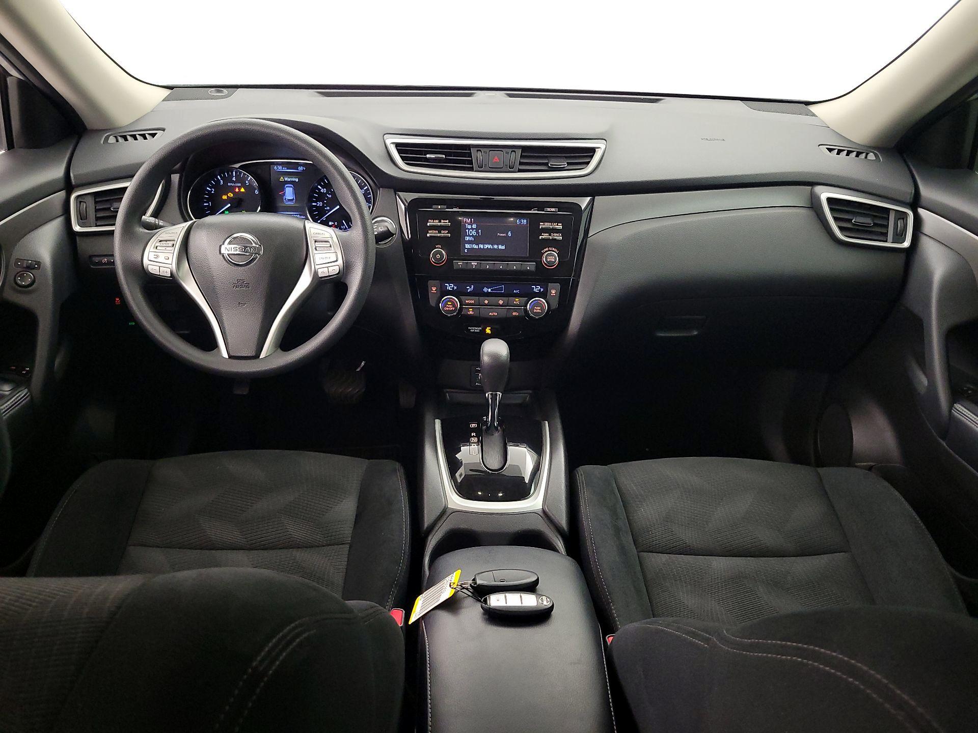 Thumbnail: 2015 Nissan Rogue - 9