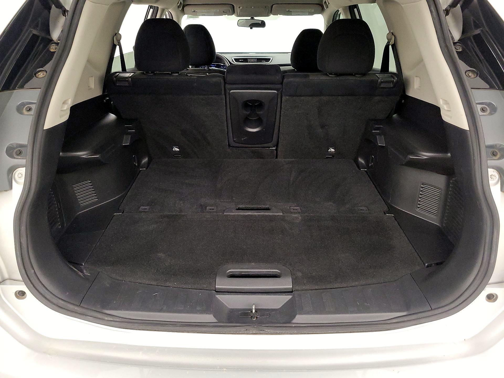 Thumbnail: 2015 Nissan Rogue - 20