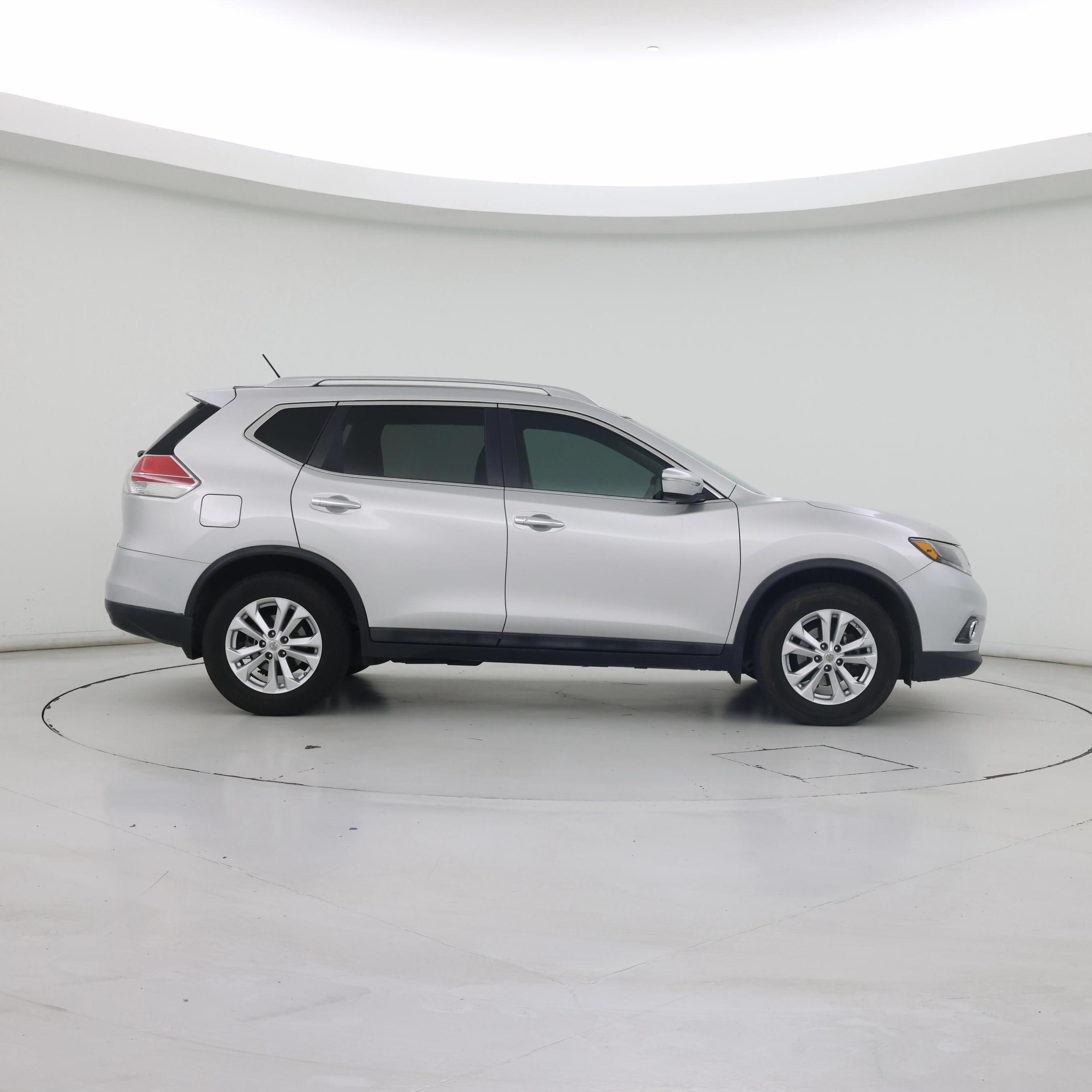 Thumbnail: 2015 Nissan Rogue - 7