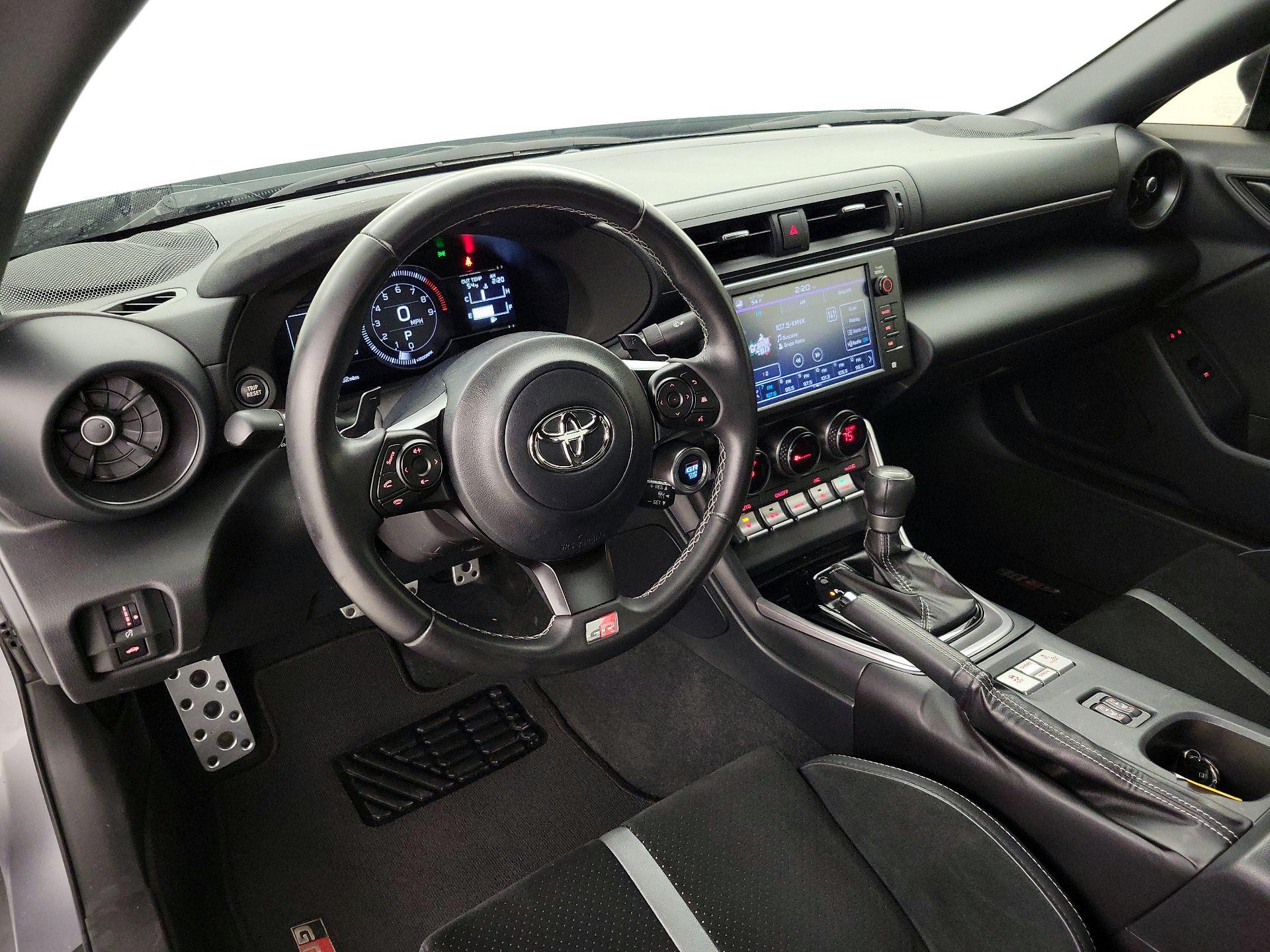 Thumbnail: 2023 Toyota GR86 - 9