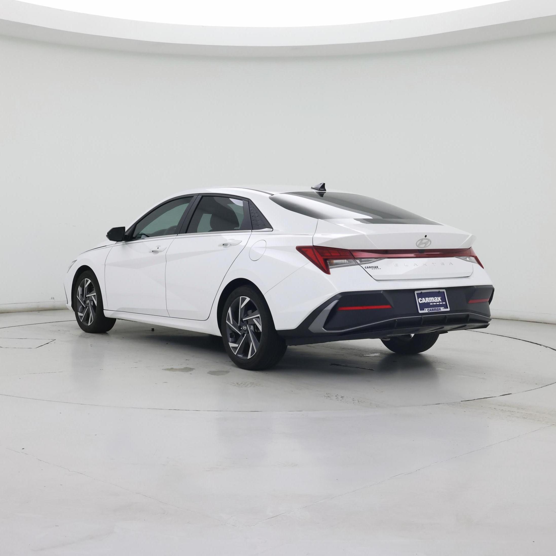 Thumbnail: 2024 Hyundai Elantra - 2