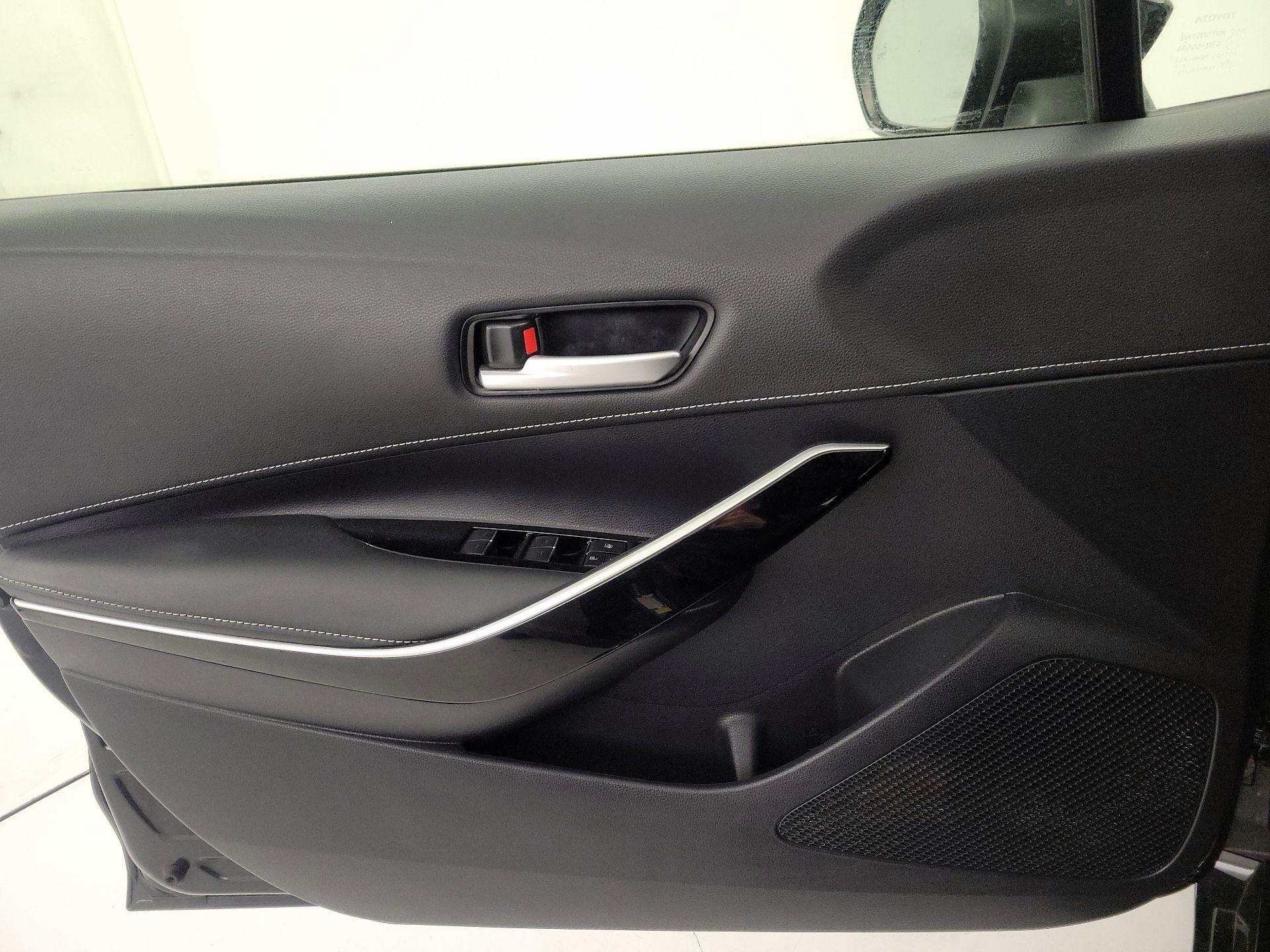 Thumbnail: 2021 Toyota Corolla - 12