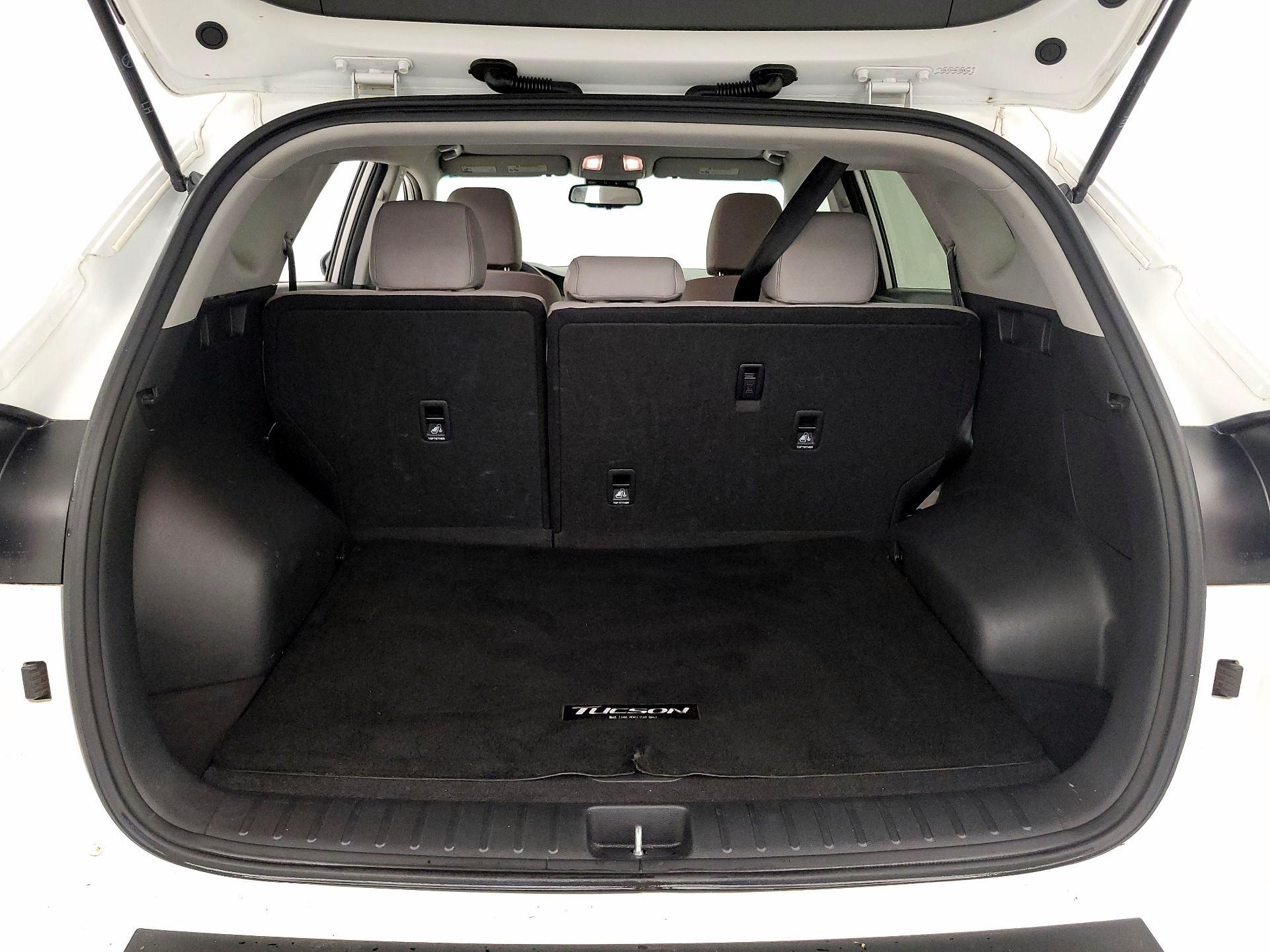 Thumbnail: 2020 Hyundai Tucson - 19