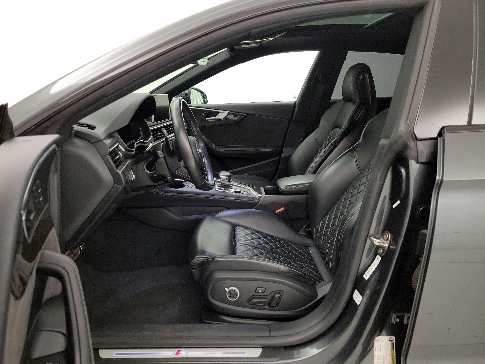 Thumbnail: 2019 Audi S5 - 11