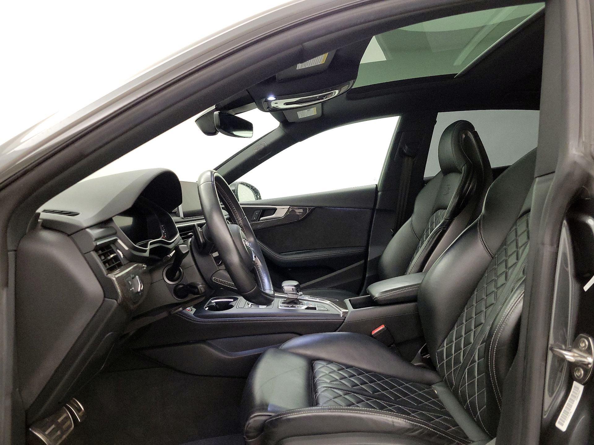 Thumbnail: 2019 Audi S5 - 19