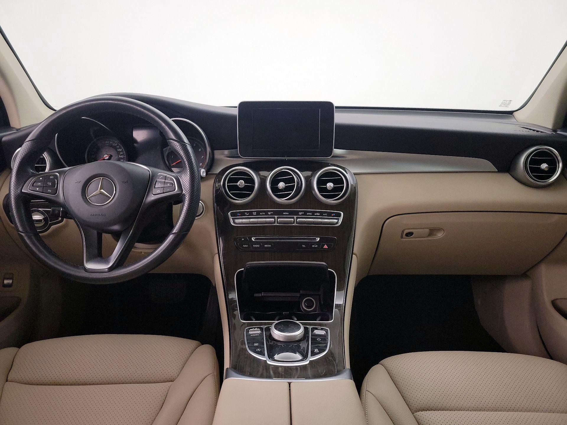 Thumbnail: 2019 Mercedes-Benz GLC - 9