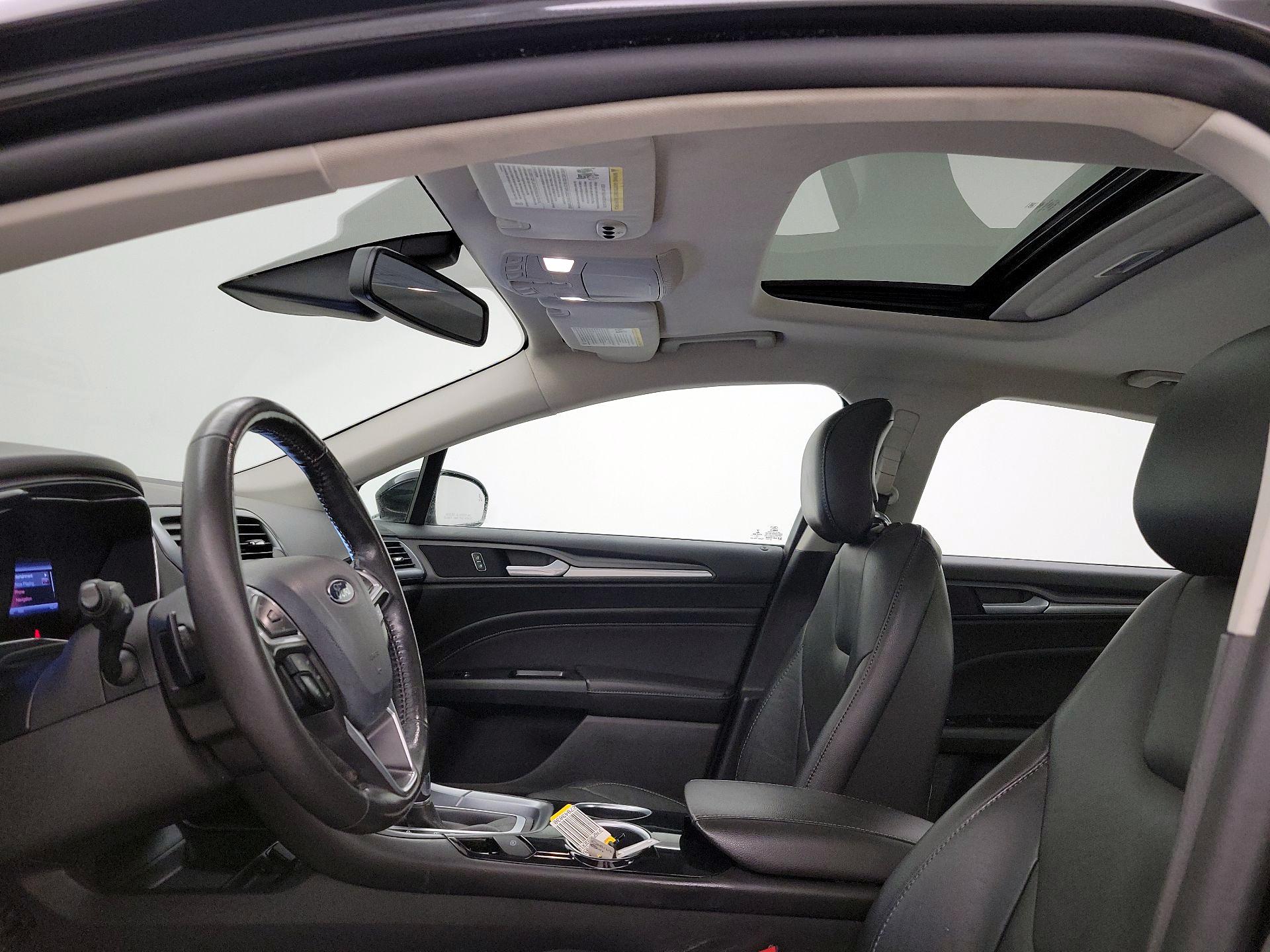 Thumbnail: 2014 Ford Fusion - 19