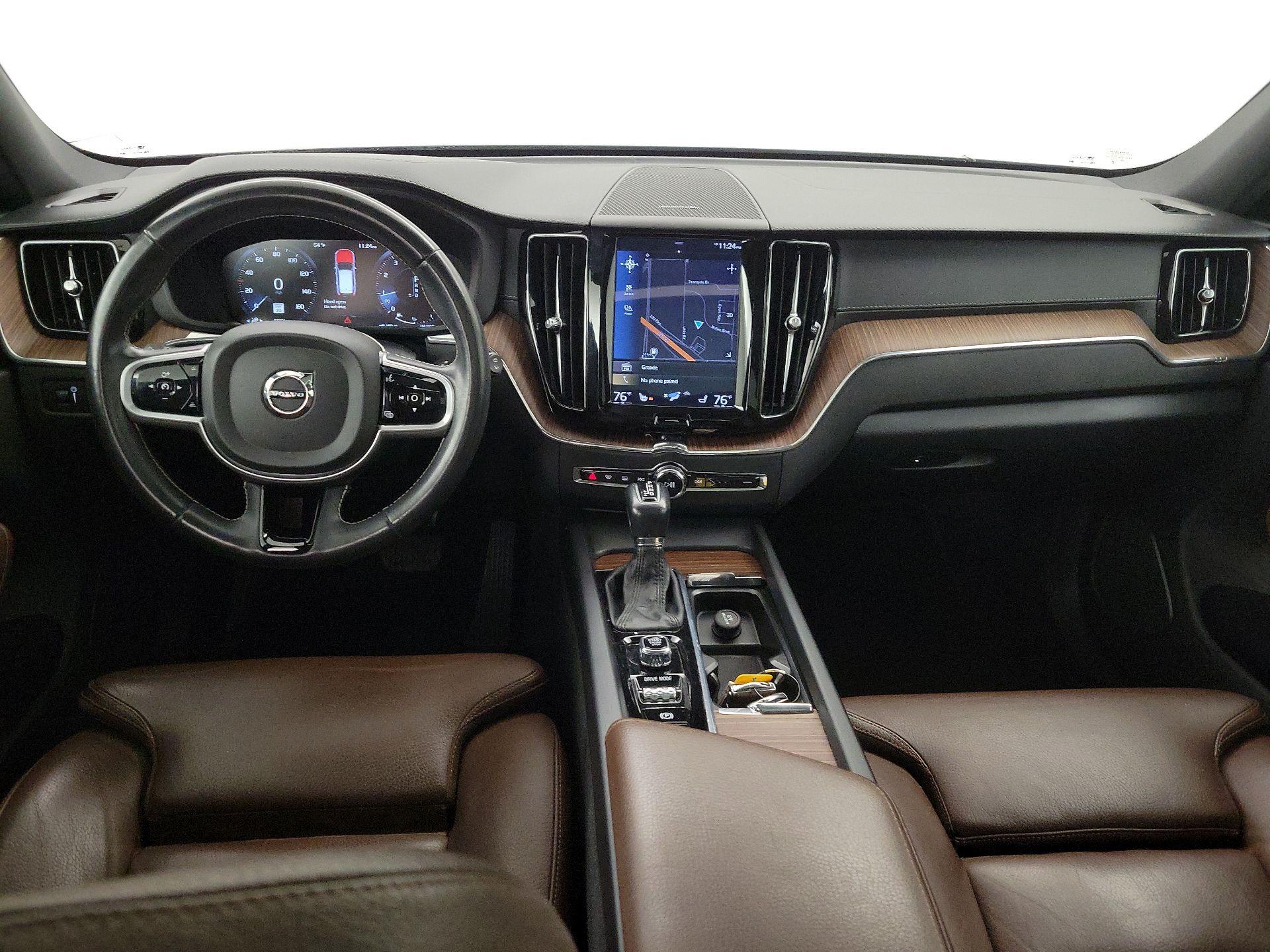 Thumbnail: 2020 Volvo XC60 - 9