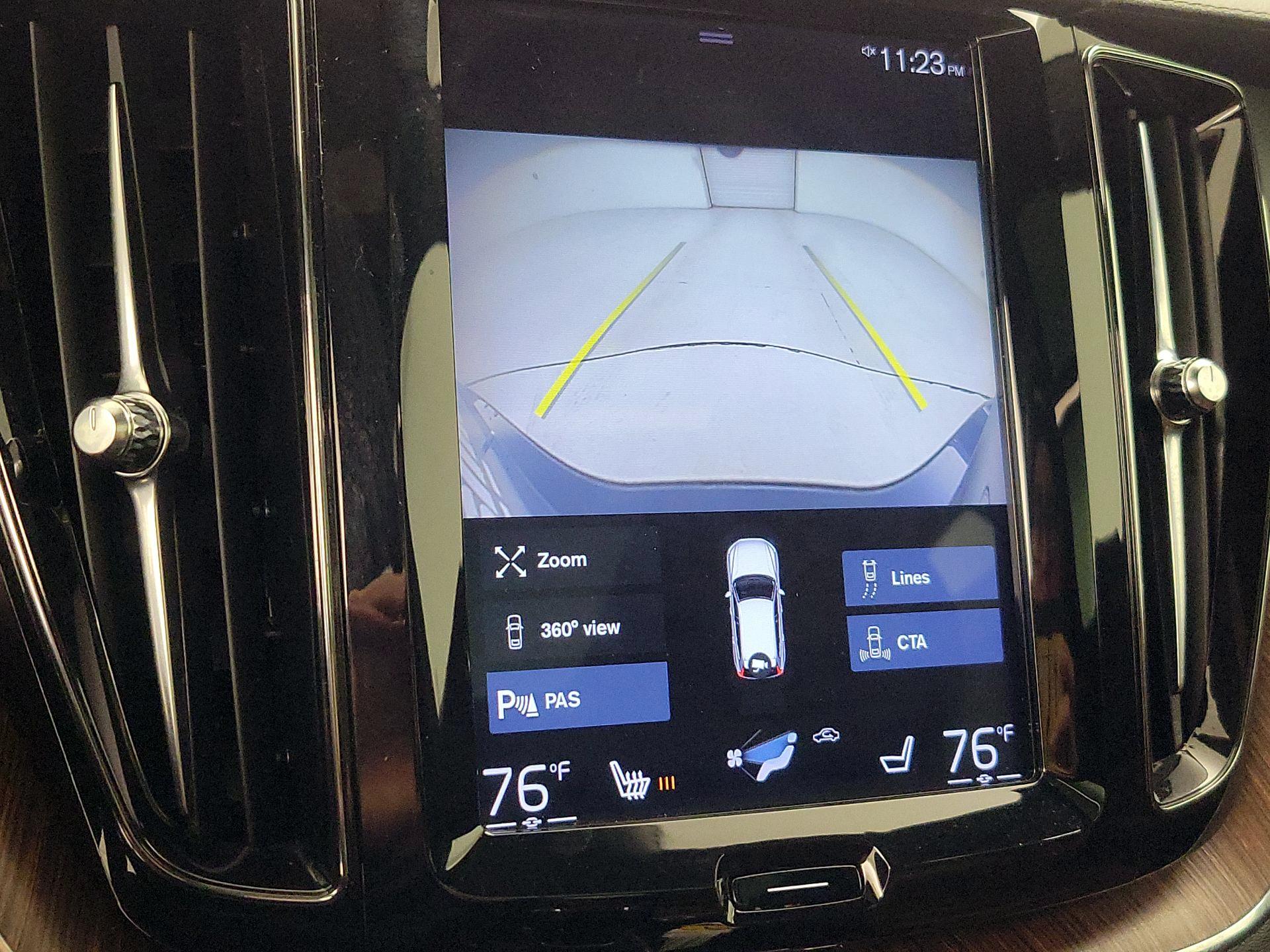 Thumbnail: 2020 Volvo XC60 - 15