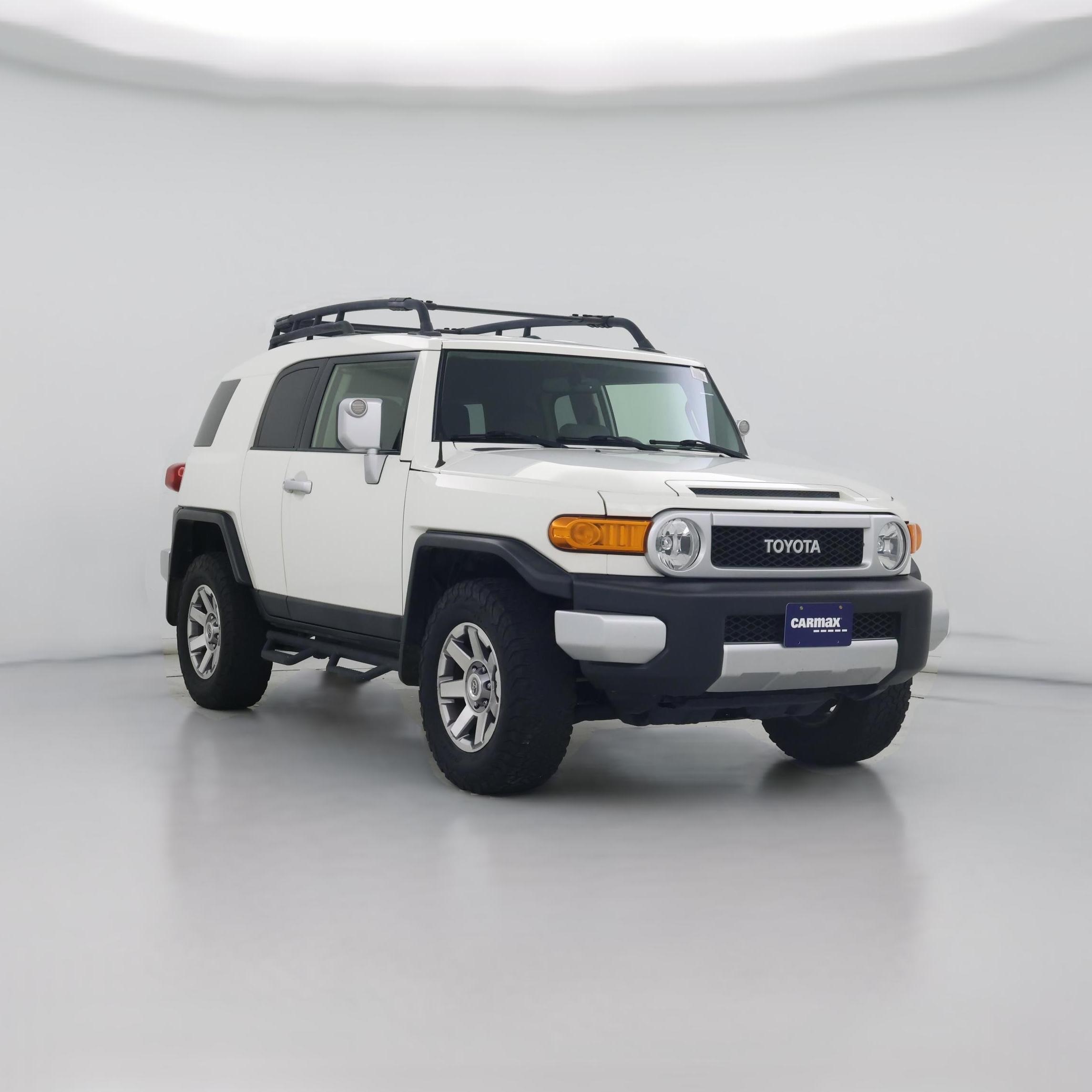 Thumbnail: 2014 Toyota FJ Cruiser - 1