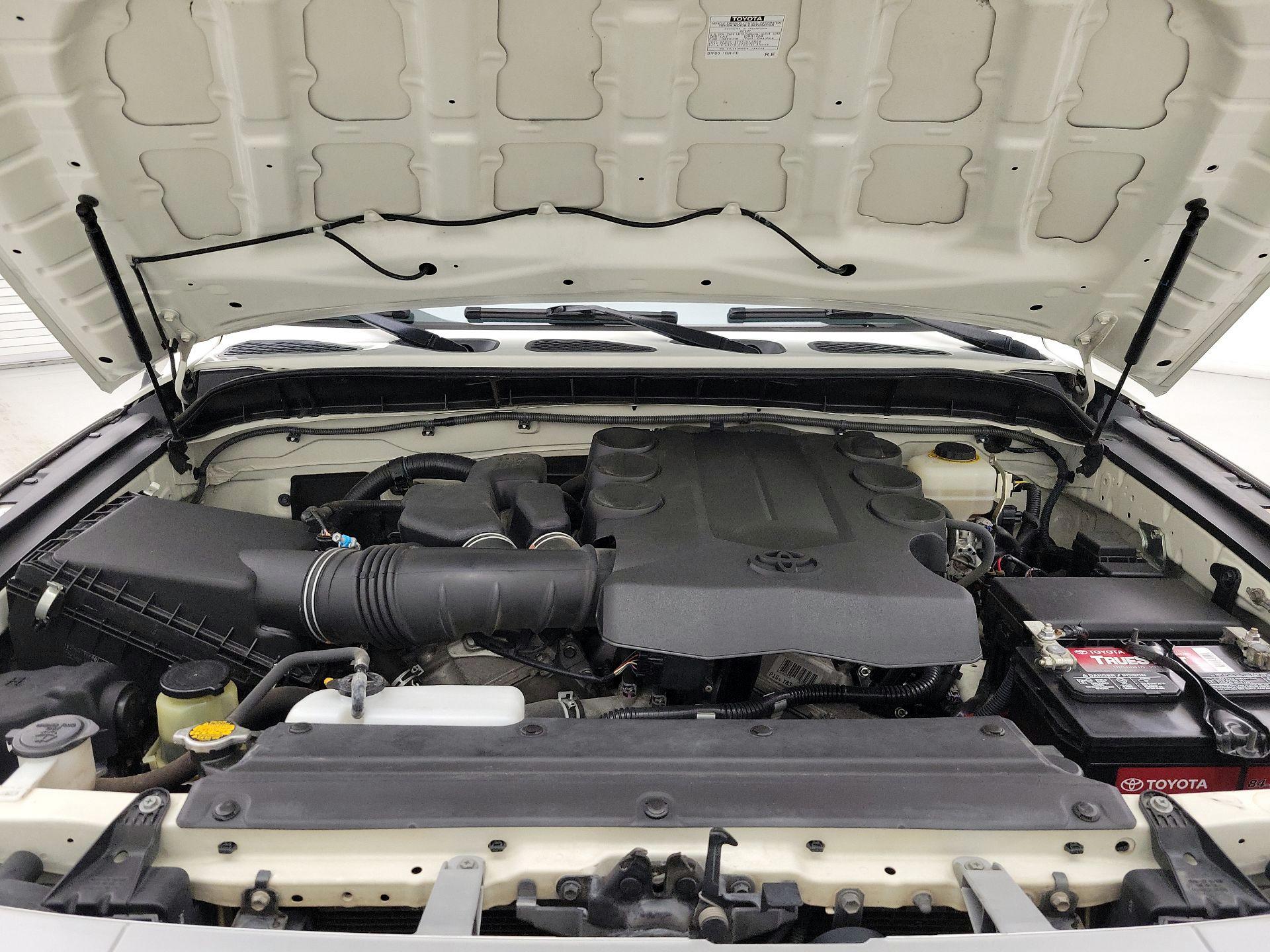 Thumbnail: 2014 Toyota FJ Cruiser - 20