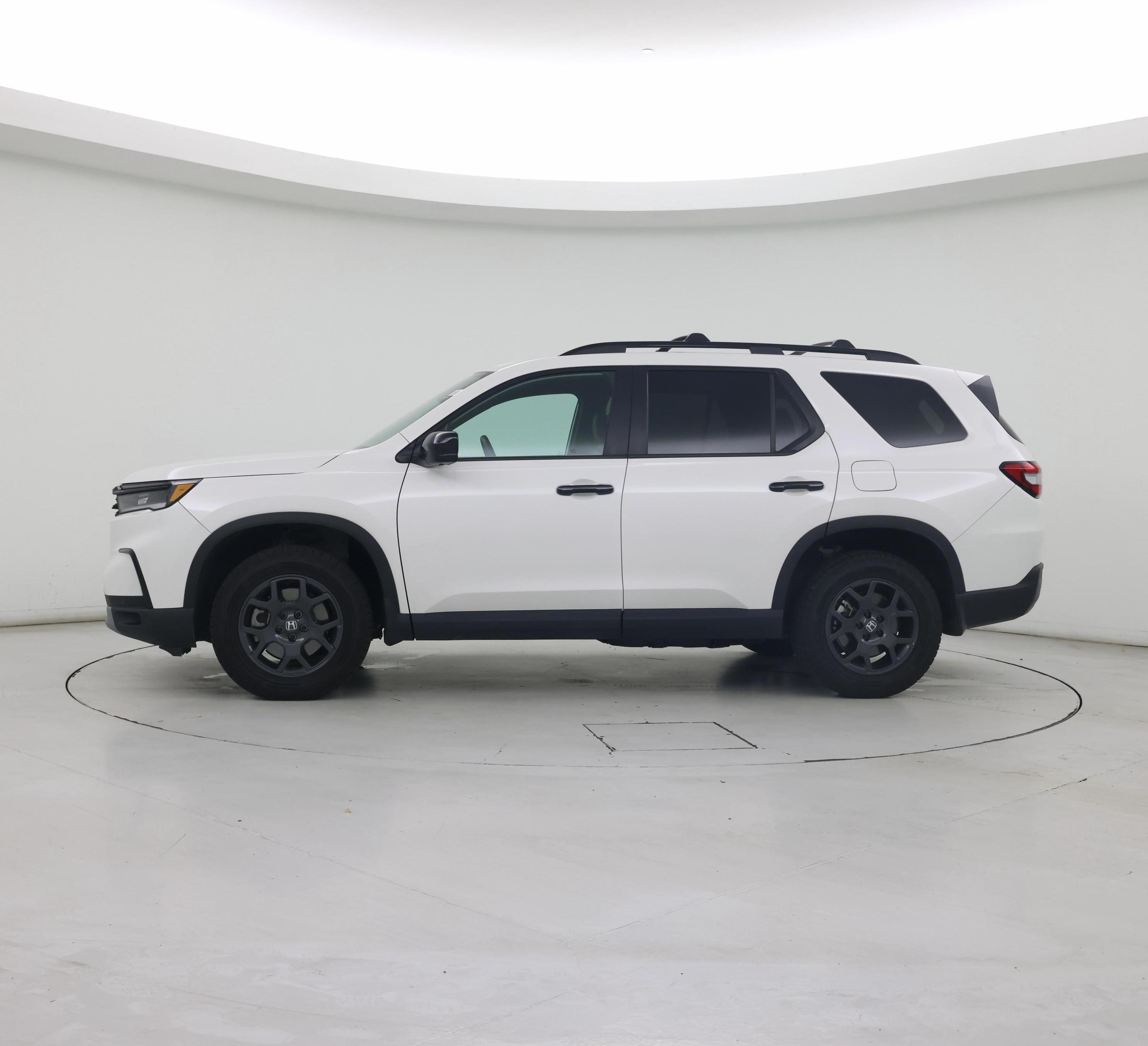 Thumbnail: 2025 Honda Pilot - 3
