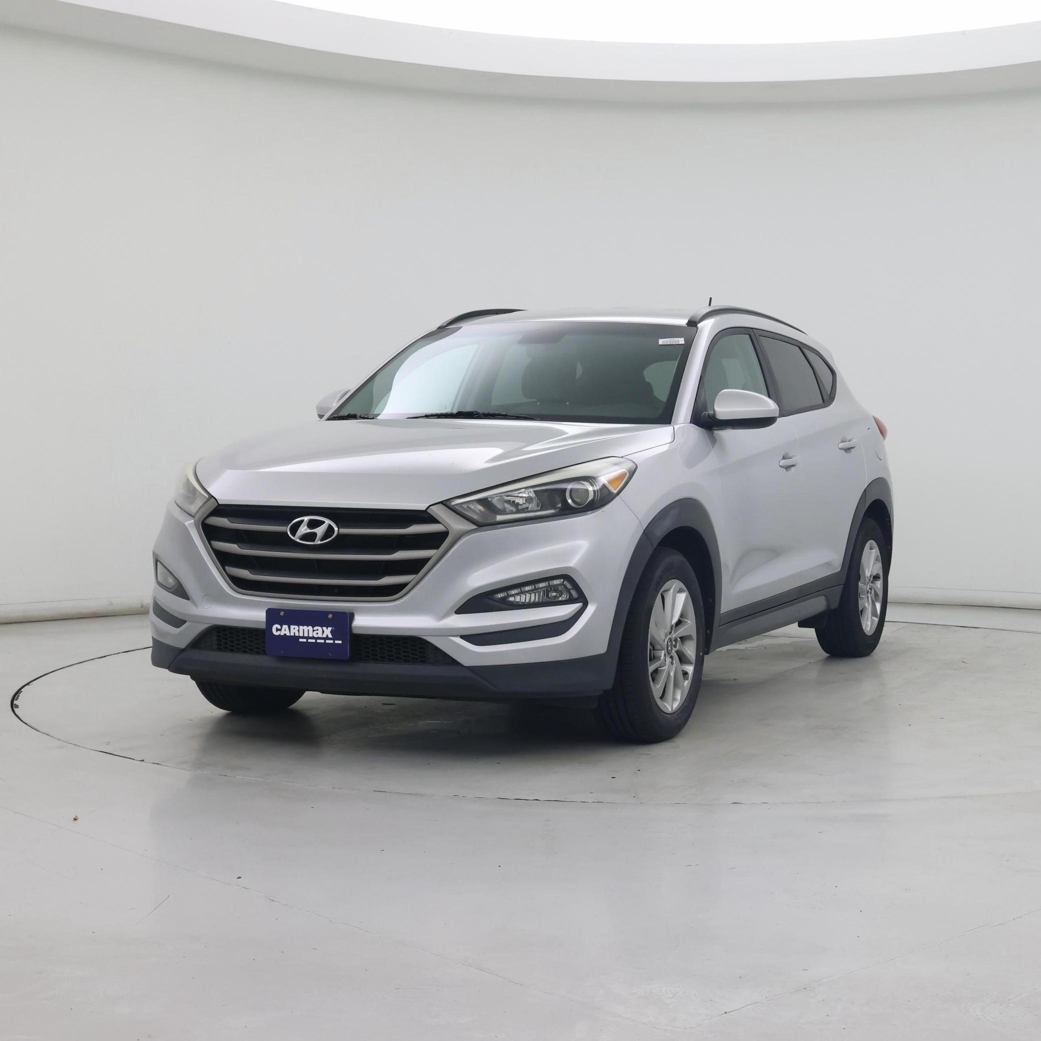 Thumbnail: 2016 Hyundai Tucson - 4