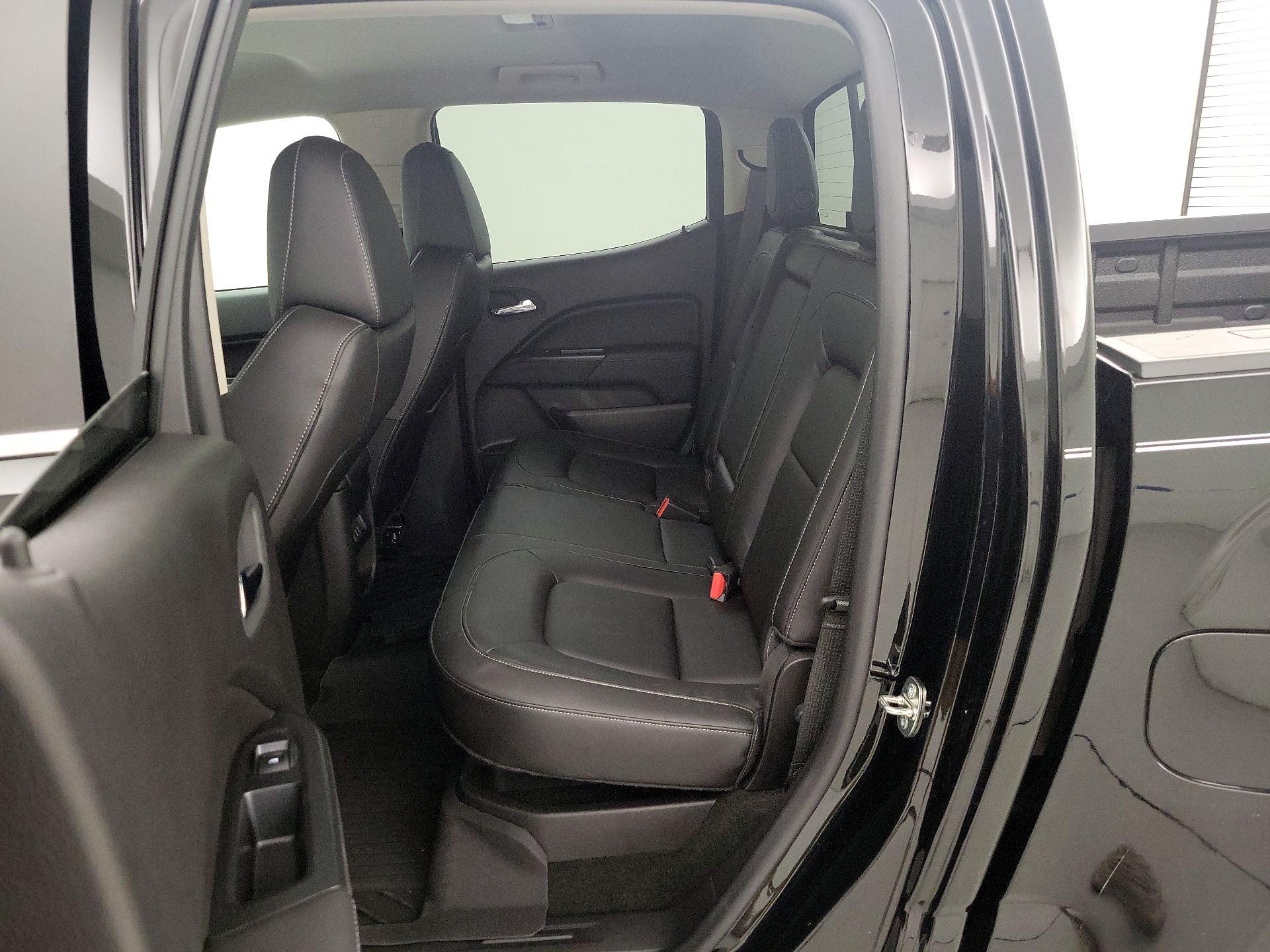Thumbnail: 2016 GMC Canyon - 19