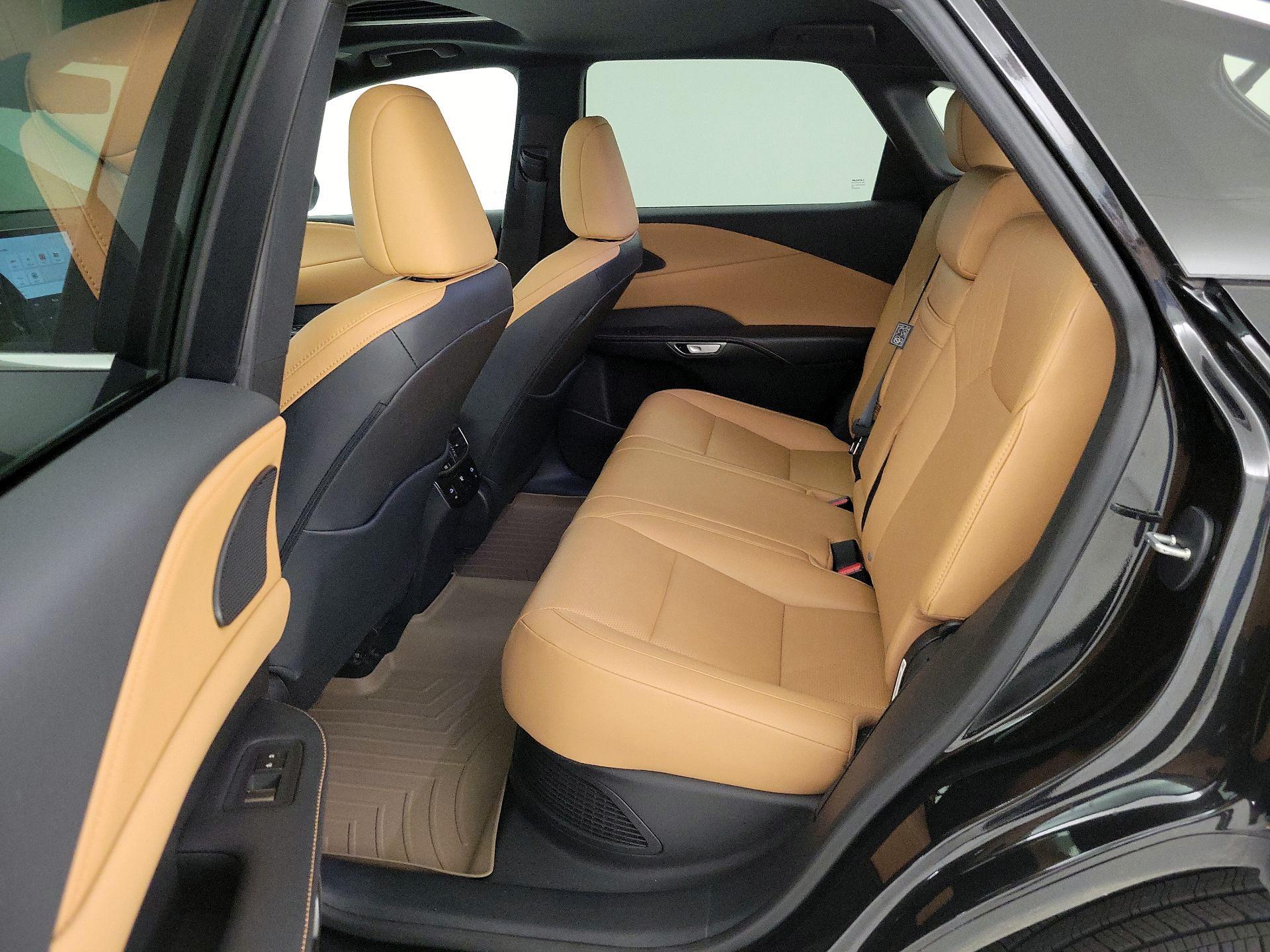 Thumbnail: 2024 Lexus RX - 20