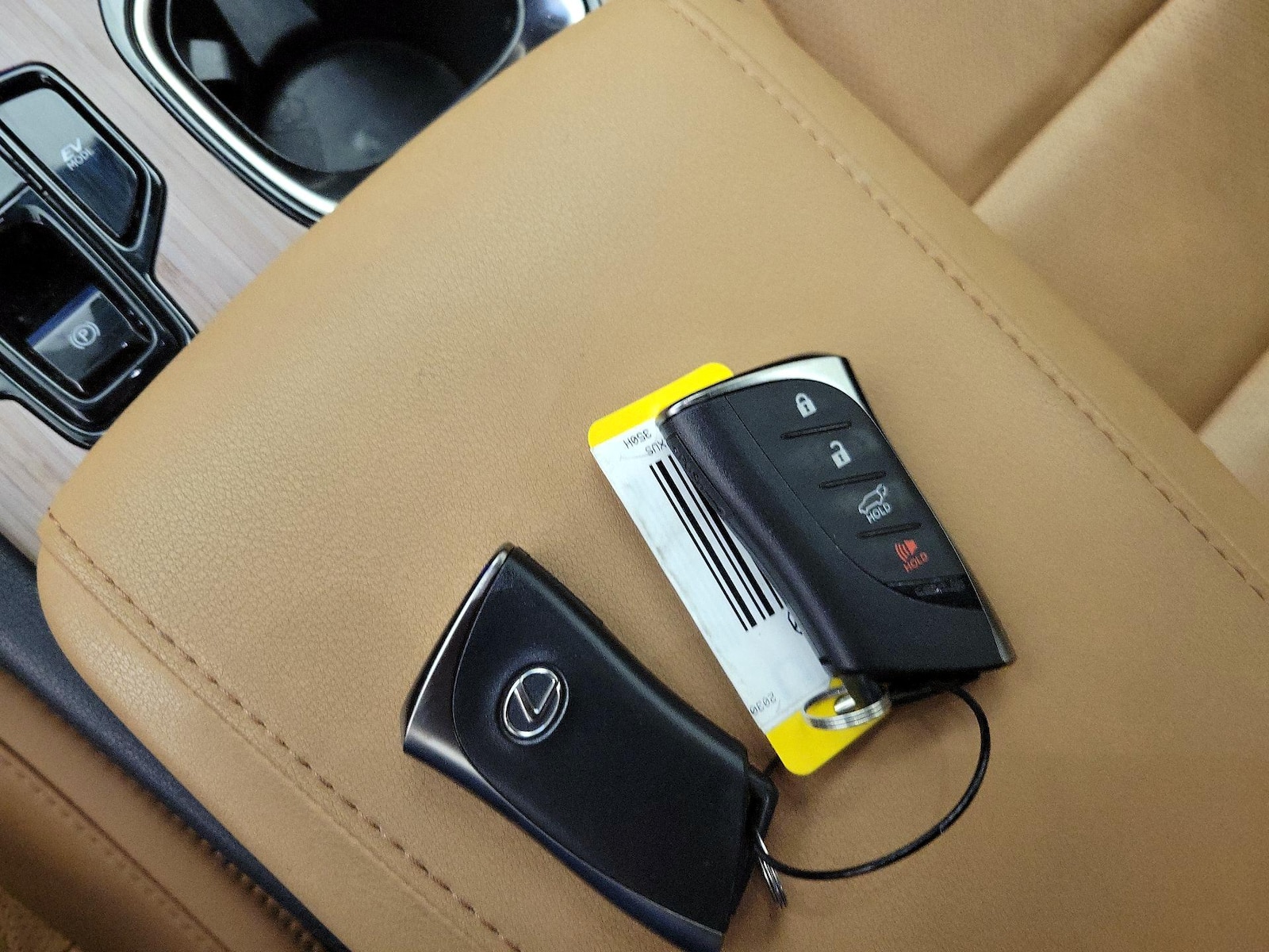 2024 Lexus RX Hybrid 350h - Photo 24