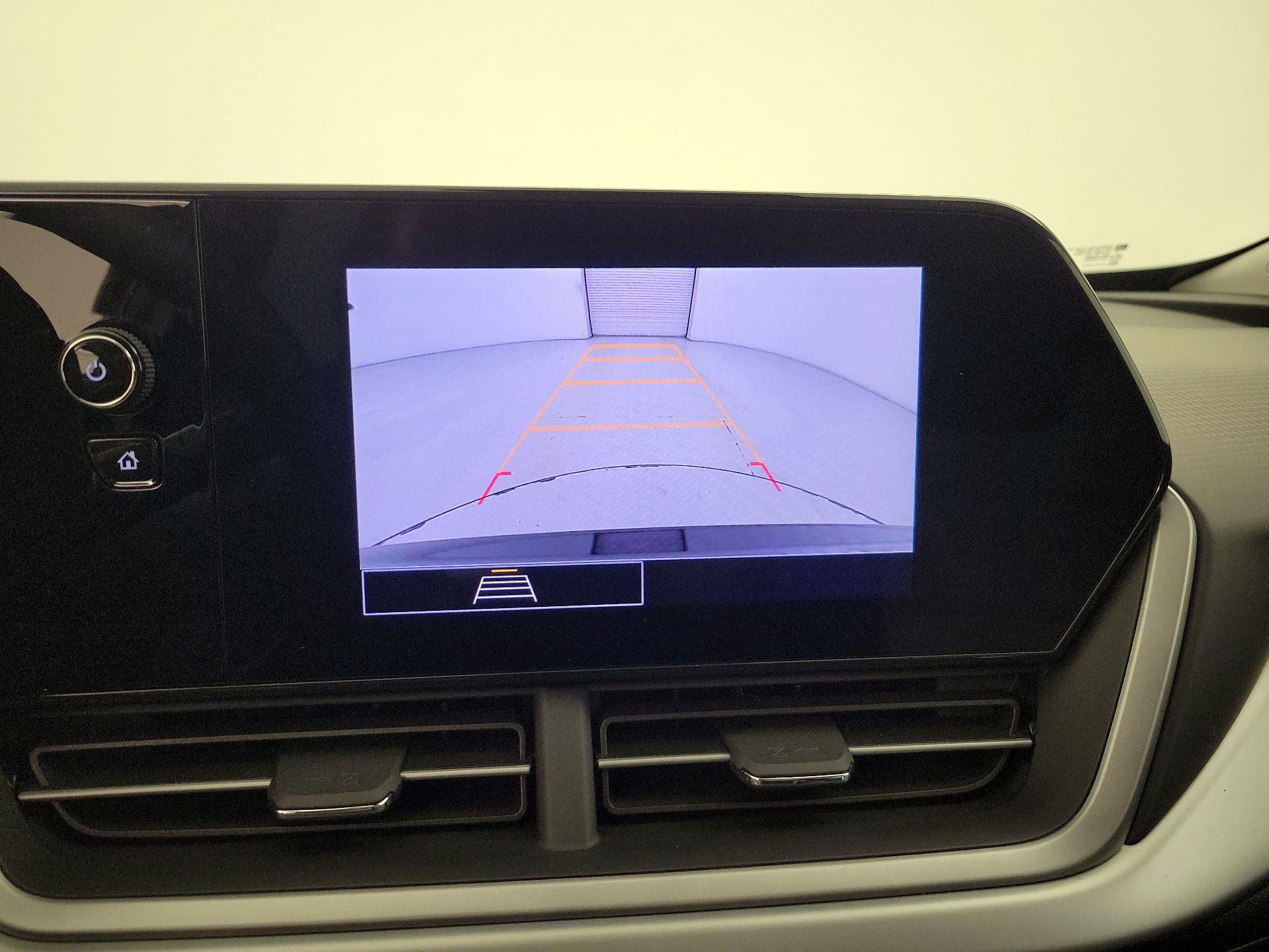 Thumbnail: 2025 Chevrolet Trax - 14