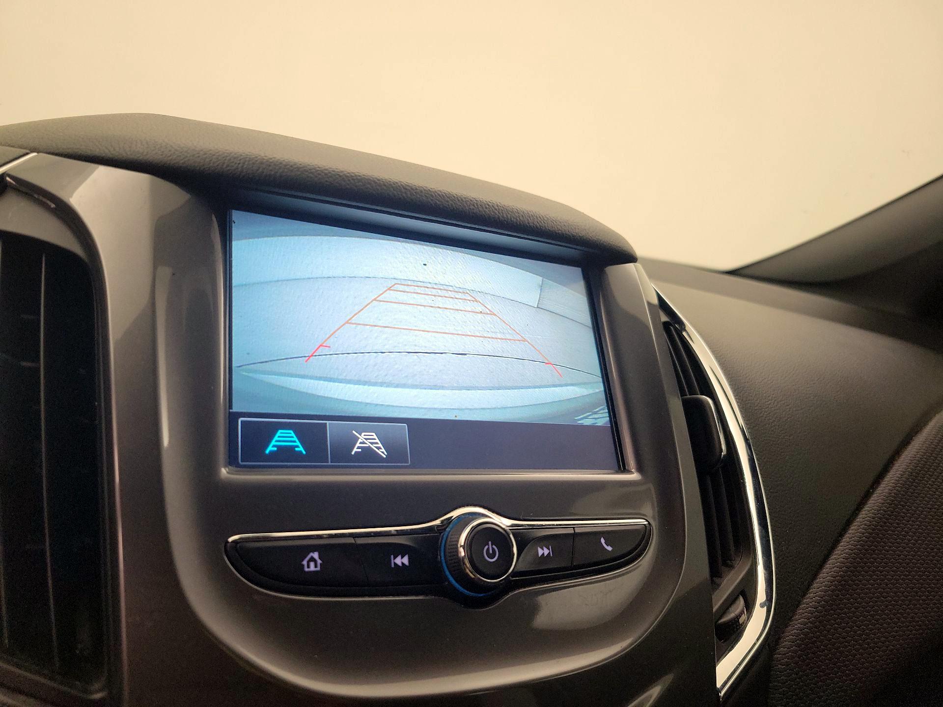 Thumbnail: 2018 Chevrolet Cruze - 14