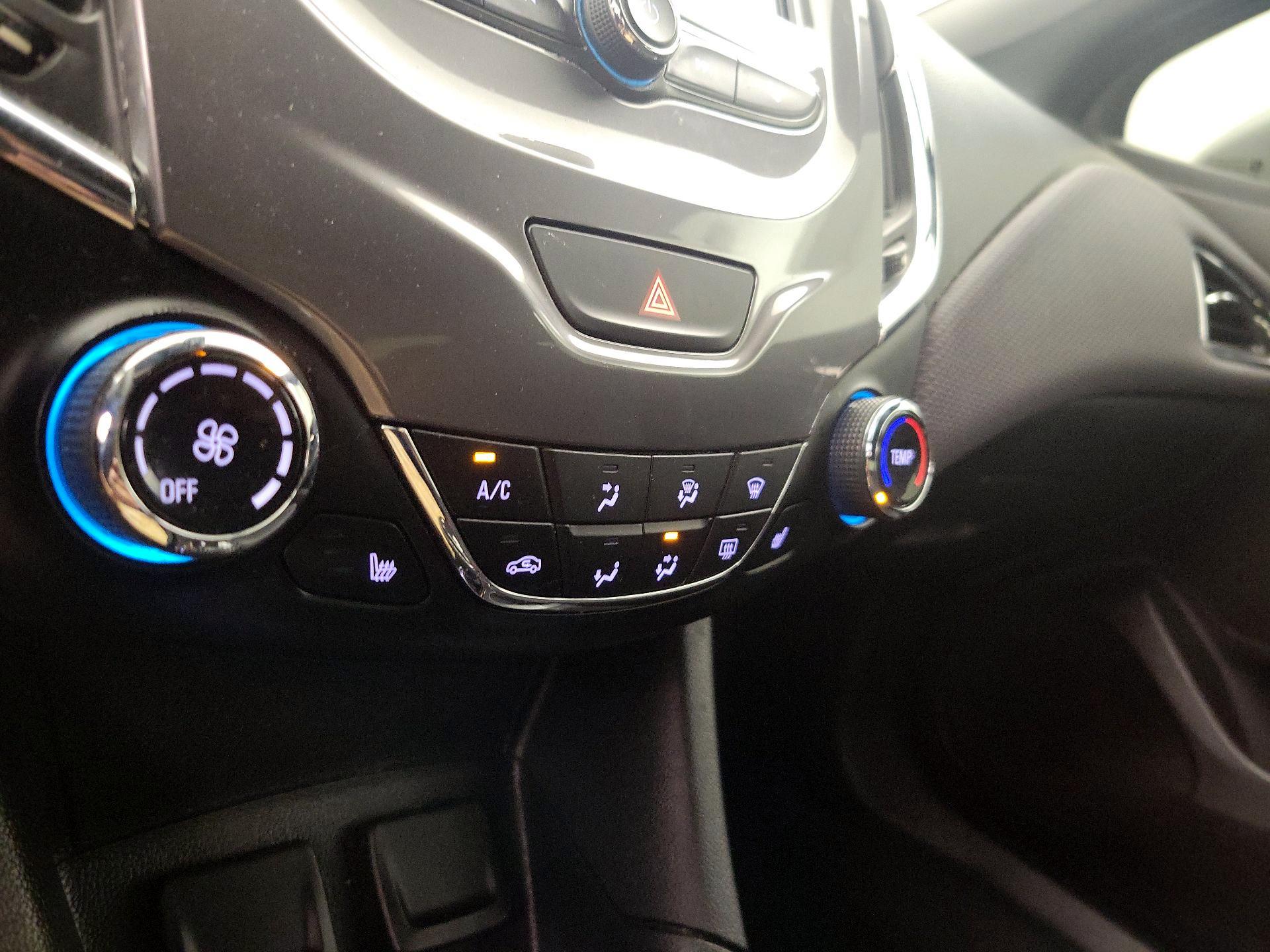 Thumbnail: 2018 Chevrolet Cruze - 16