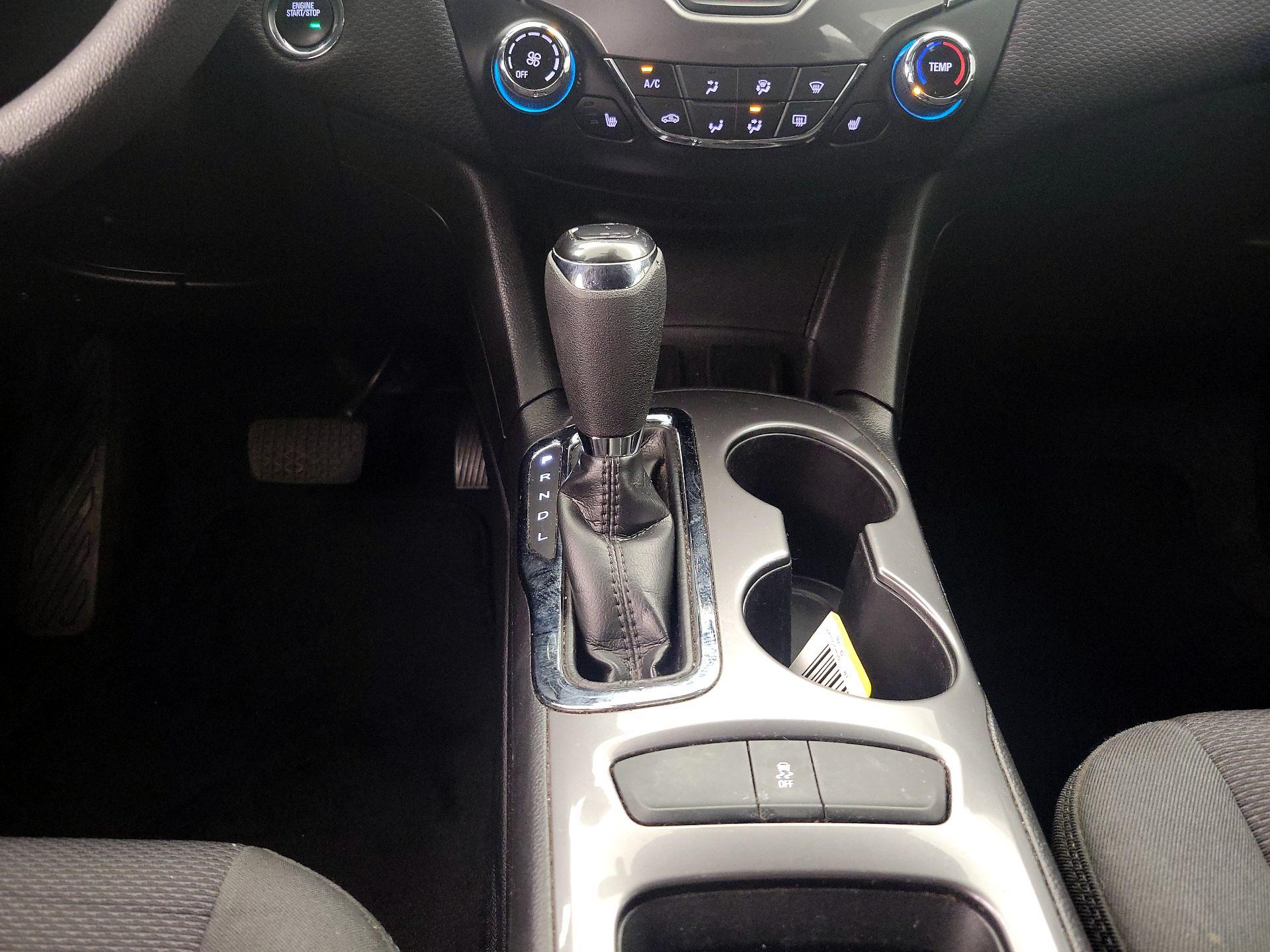 Thumbnail: 2018 Chevrolet Cruze - 17