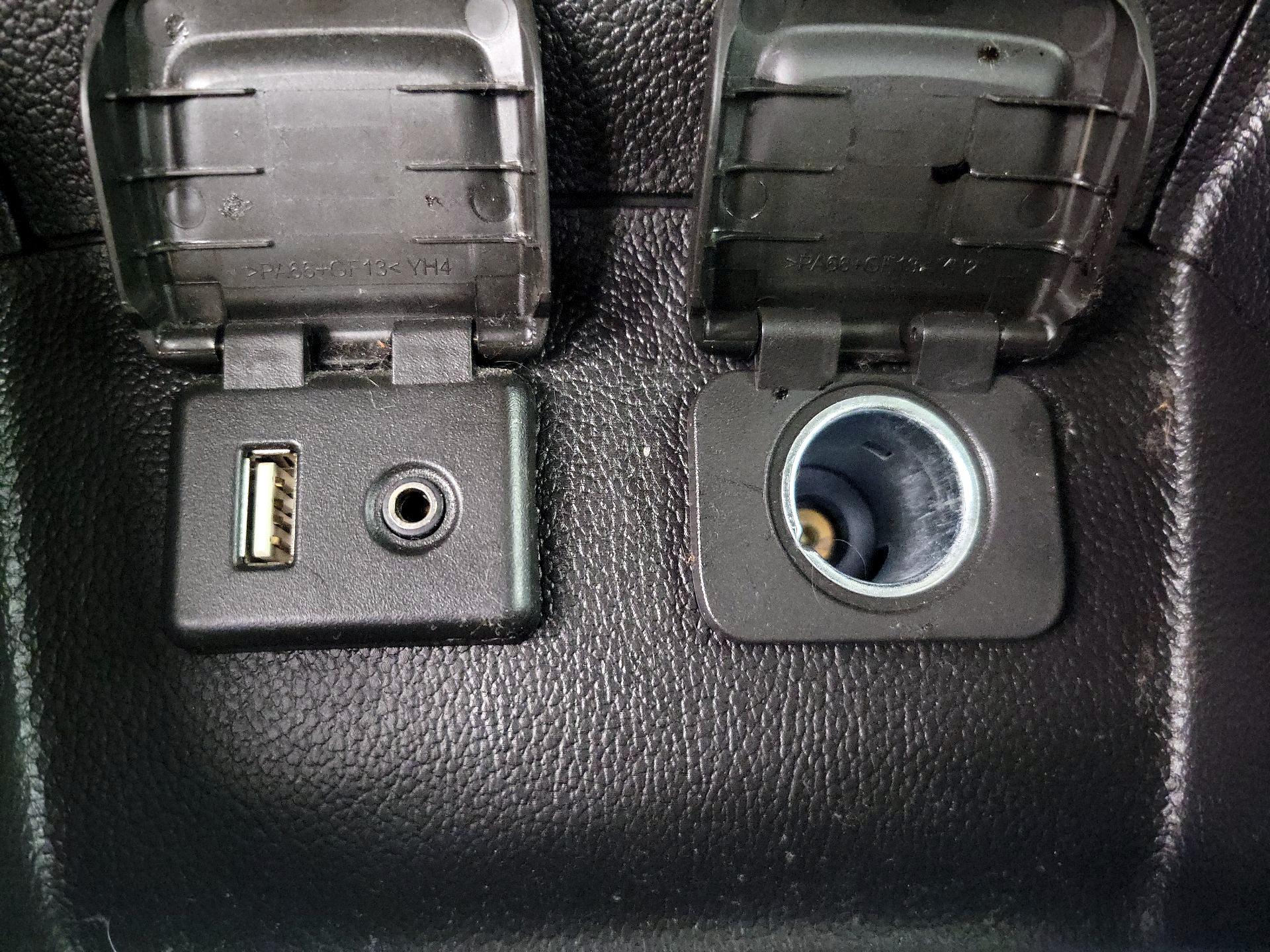 Thumbnail: 2018 Chevrolet Cruze - 18