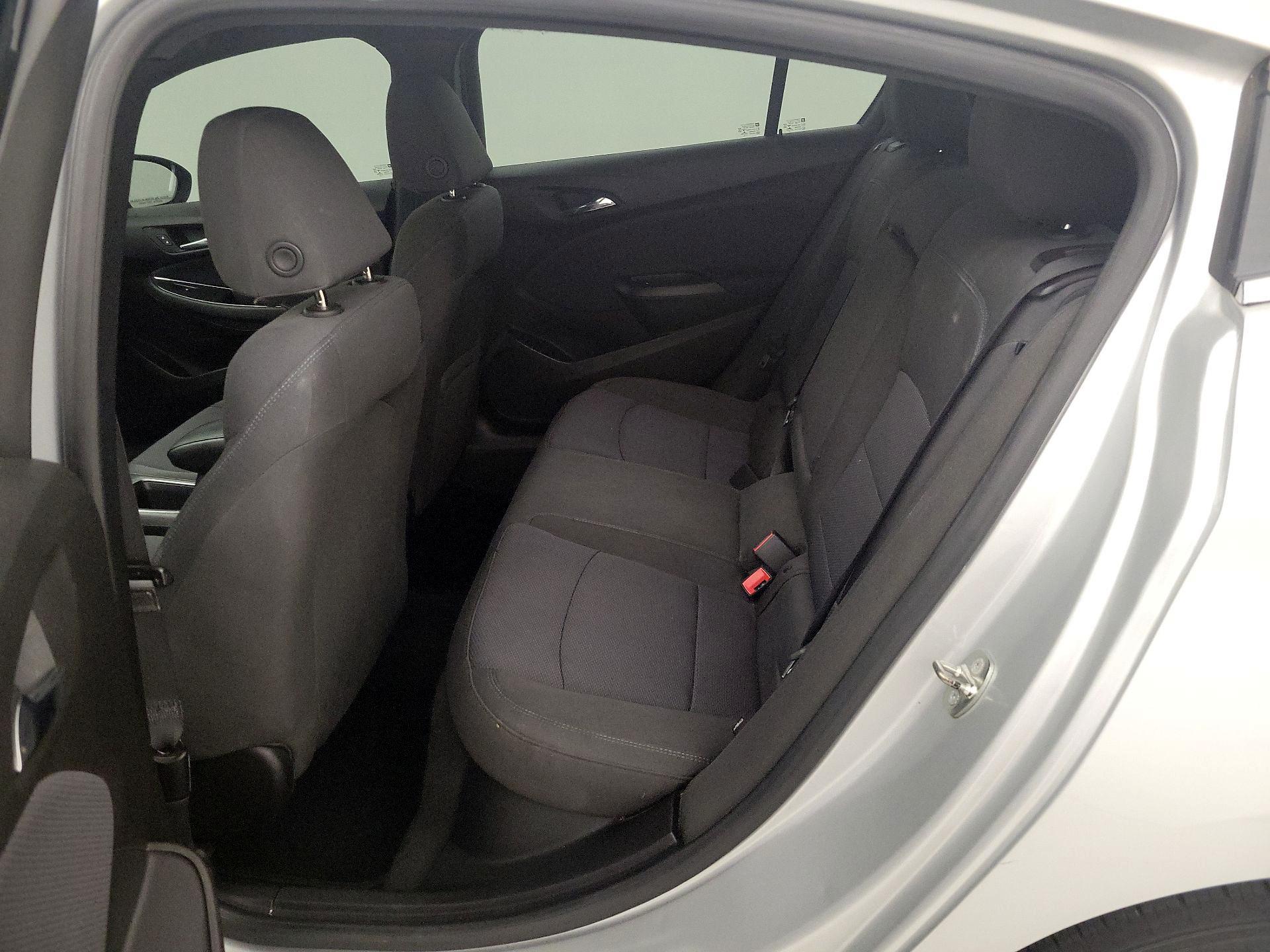 Thumbnail: 2018 Chevrolet Cruze - 19