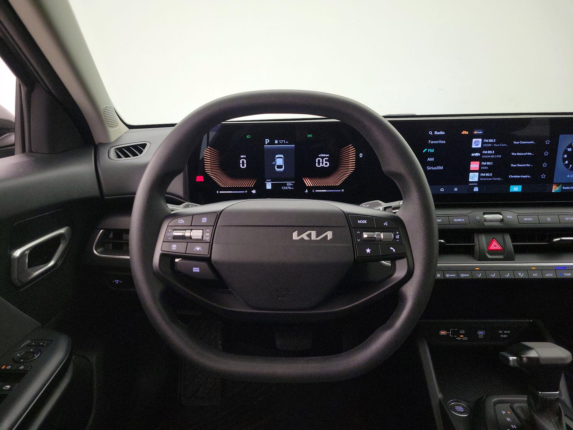 Thumbnail: 2025 Kia K4 - 10