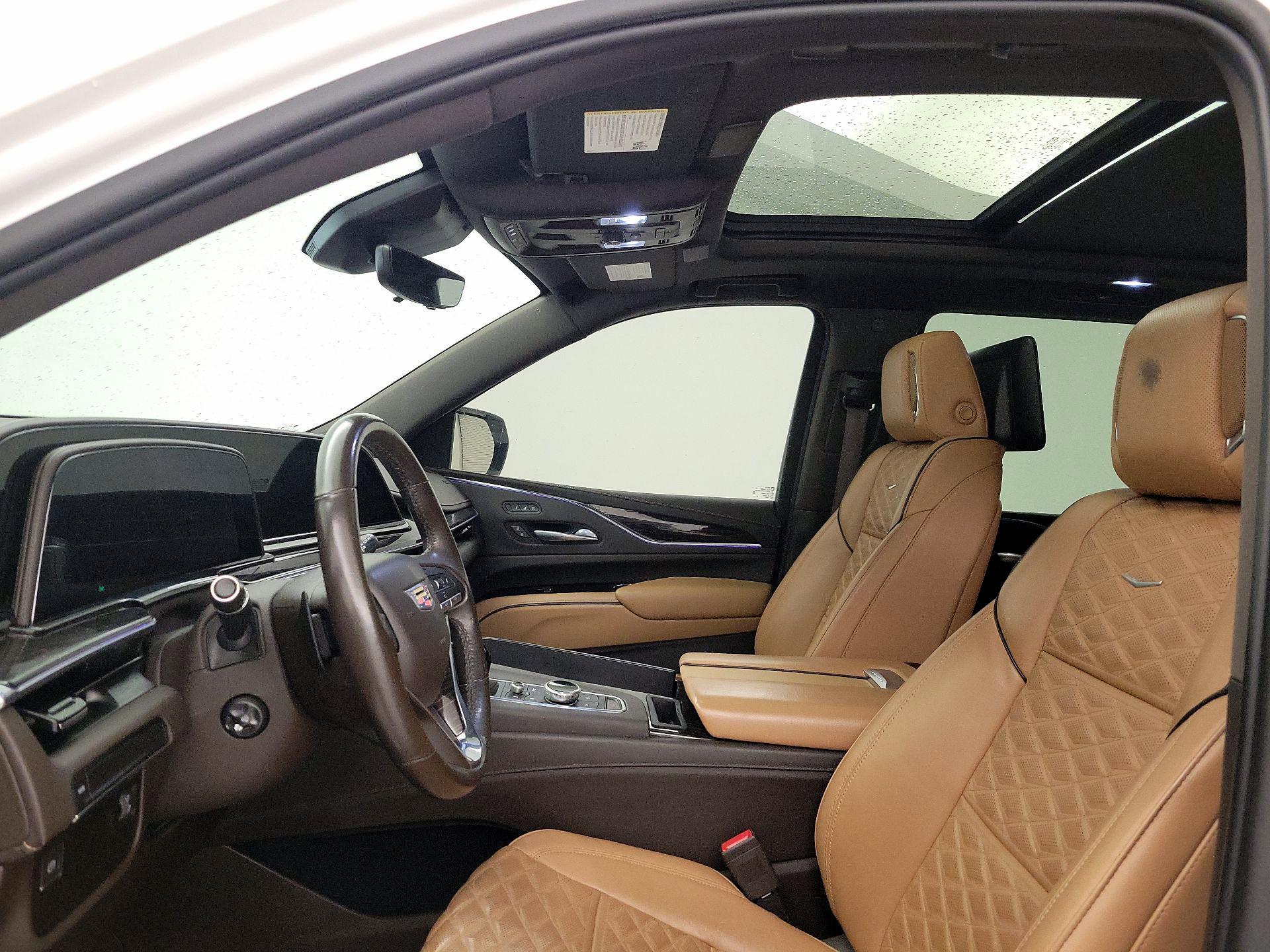 Thumbnail: 2021 Cadillac Escalade - 19