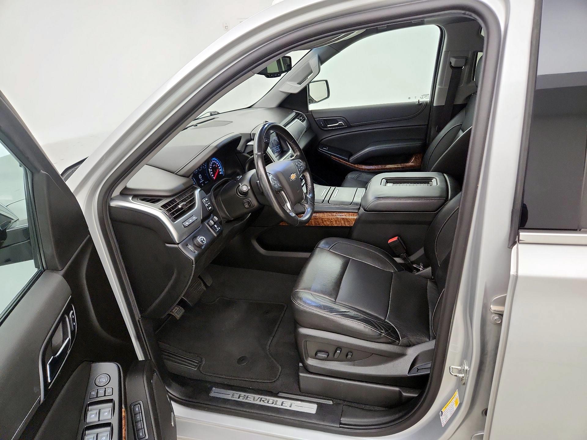 Thumbnail: 2020 Chevrolet Tahoe - 11