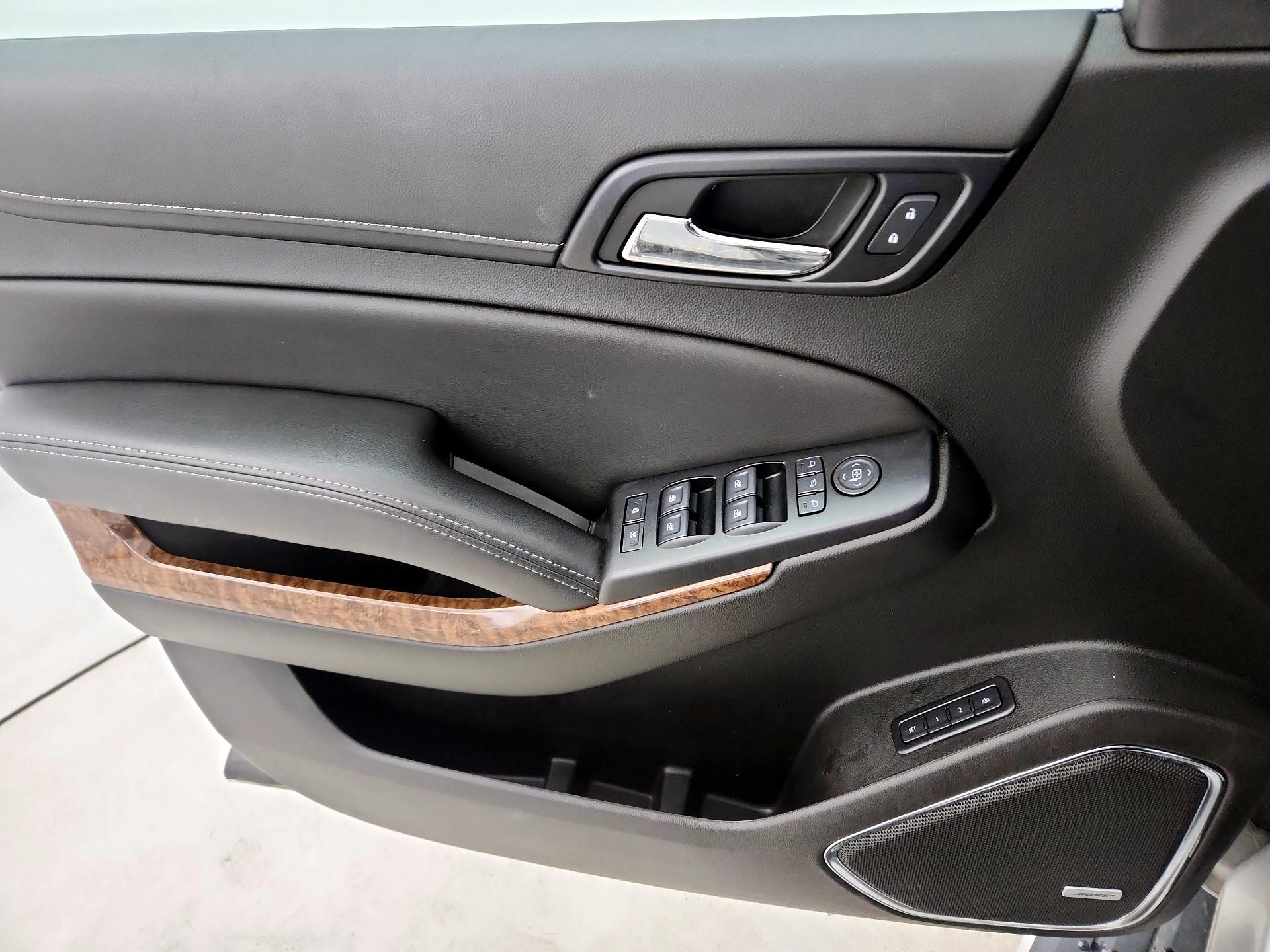 Thumbnail: 2020 Chevrolet Tahoe - 12