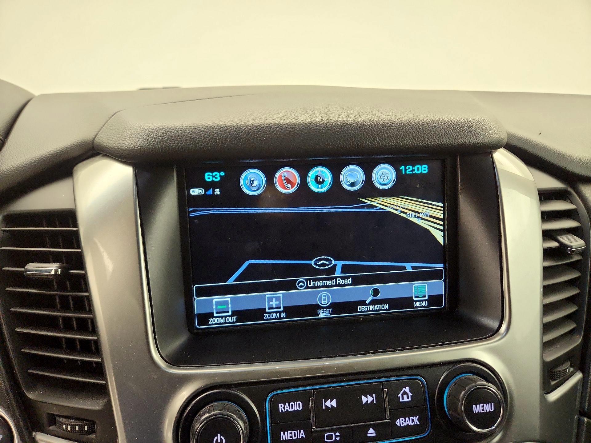 Thumbnail: 2020 Chevrolet Tahoe - 14