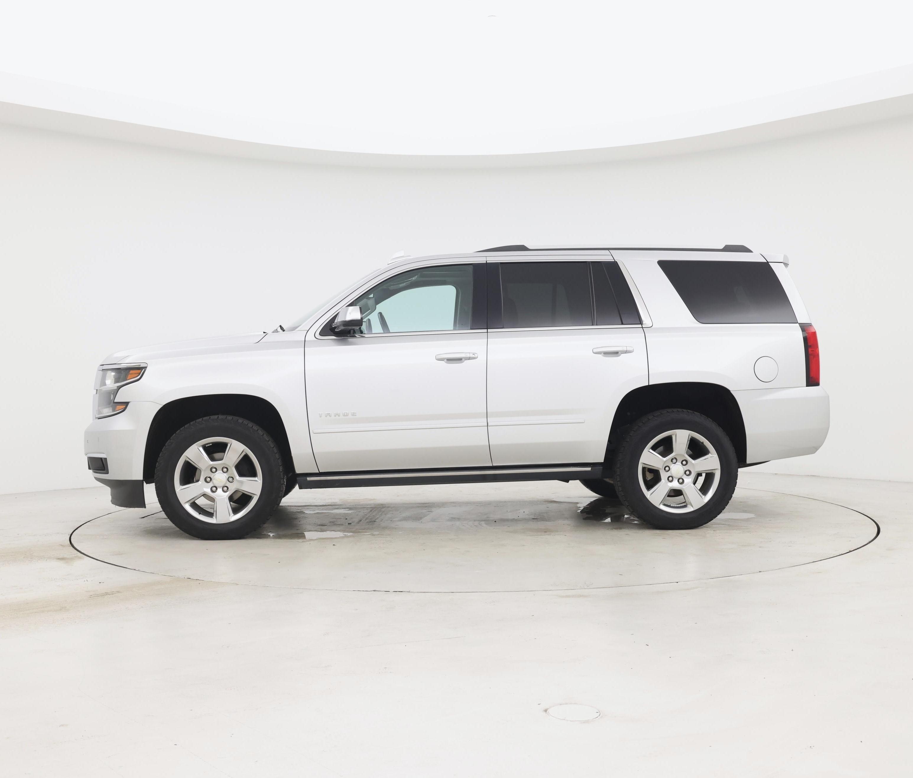 Thumbnail: 2020 Chevrolet Tahoe - 3